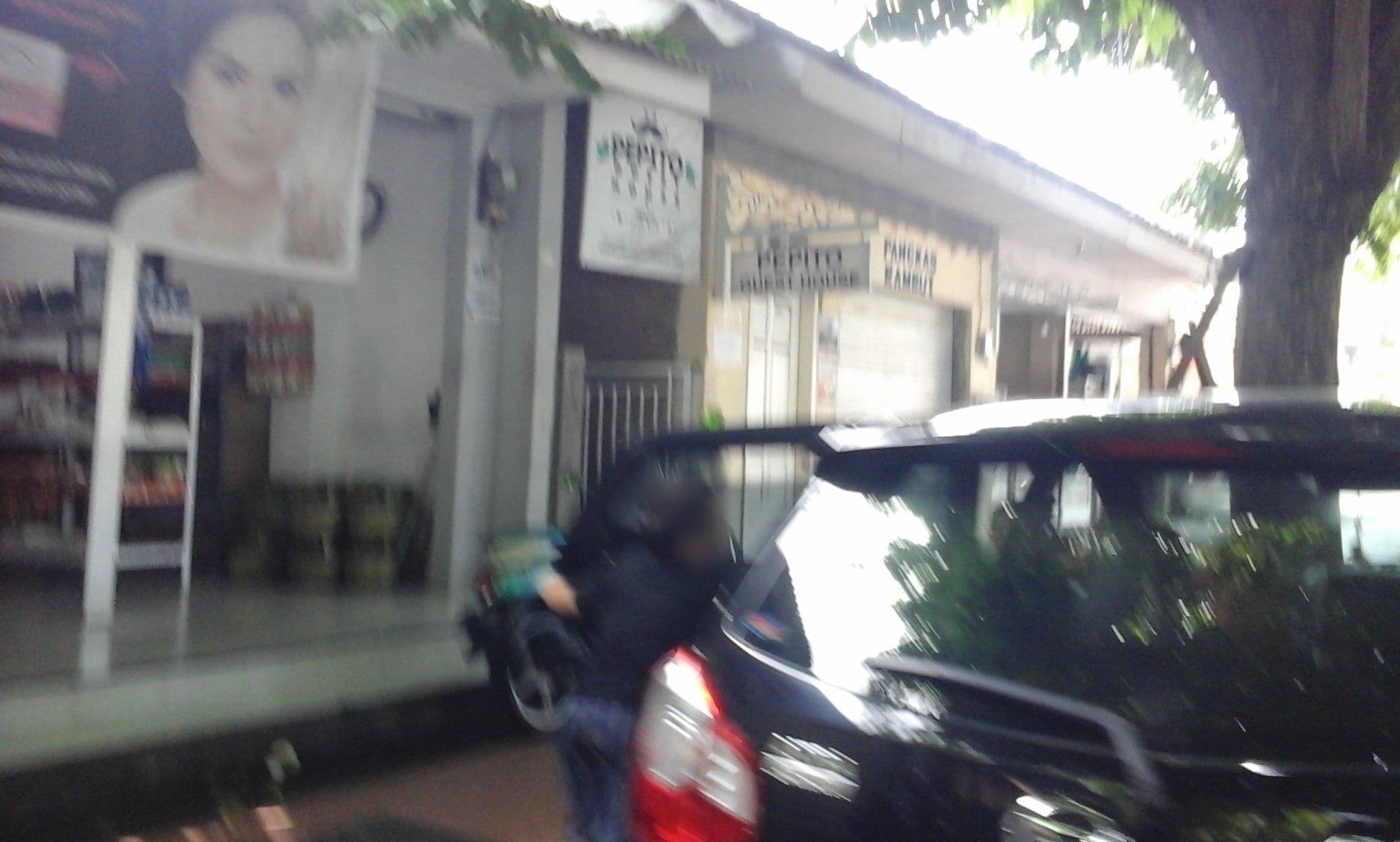 Street view near Pepito Guesthouse, Banyuwangi — © arizalkawamuna (CC BY-SA · Mapillary)