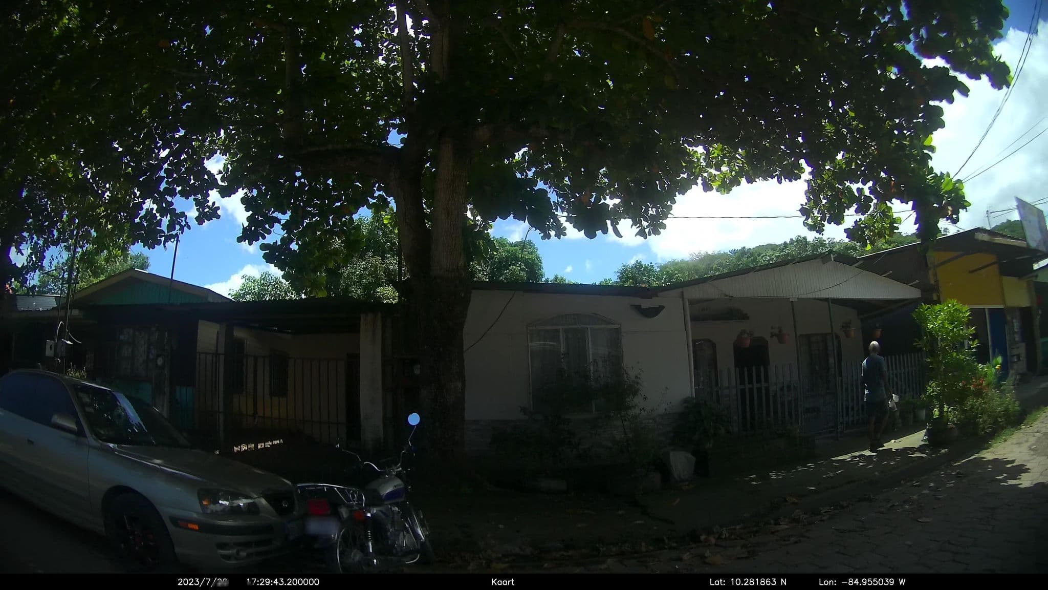 Street view near Cabinas El Encanto, Juntas — © kaart_2 (CC BY-SA · Mapillary)