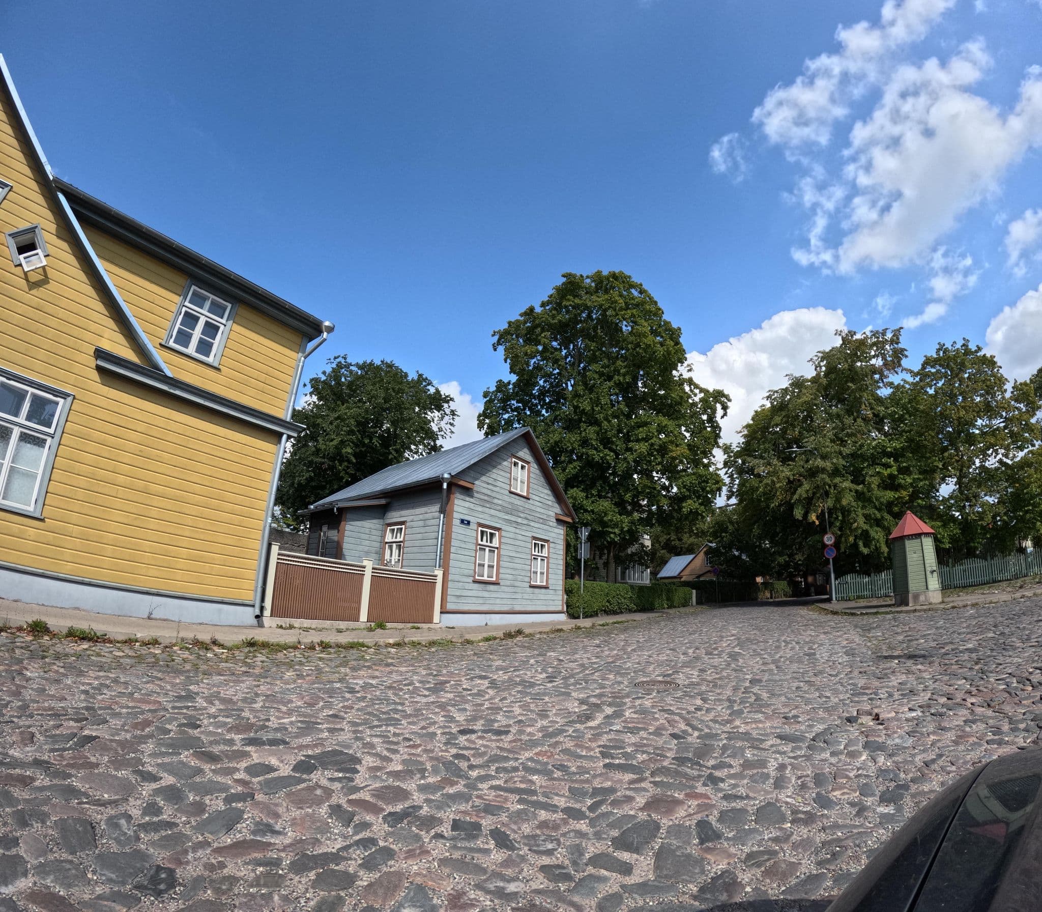 Street view near Central B&B, Kuressaare — © richlv (CC BY-SA · Mapillary)
