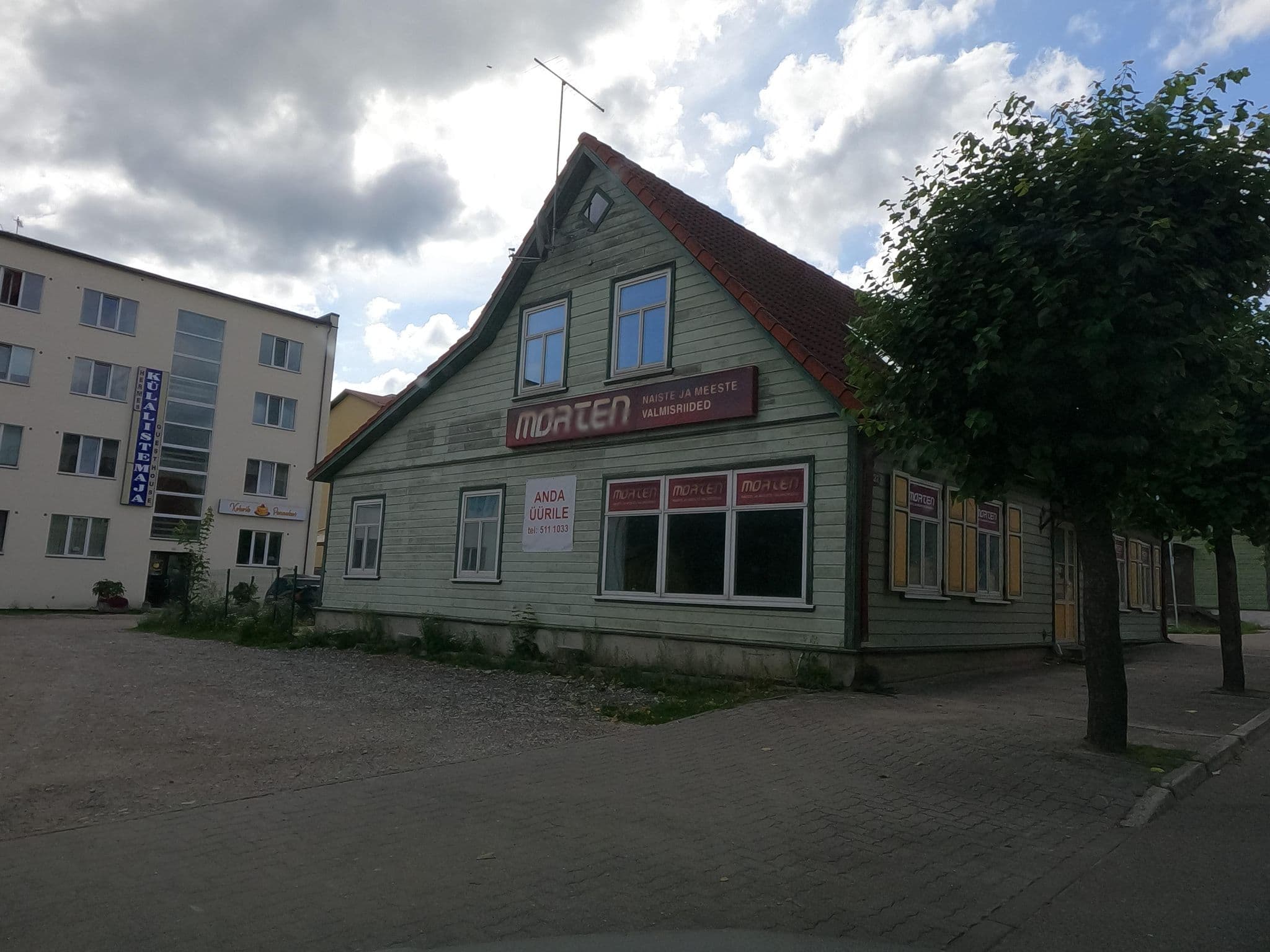 Street view near Hermes Külalistemaja, Võru — © karlis (CC BY-SA · Mapillary)
