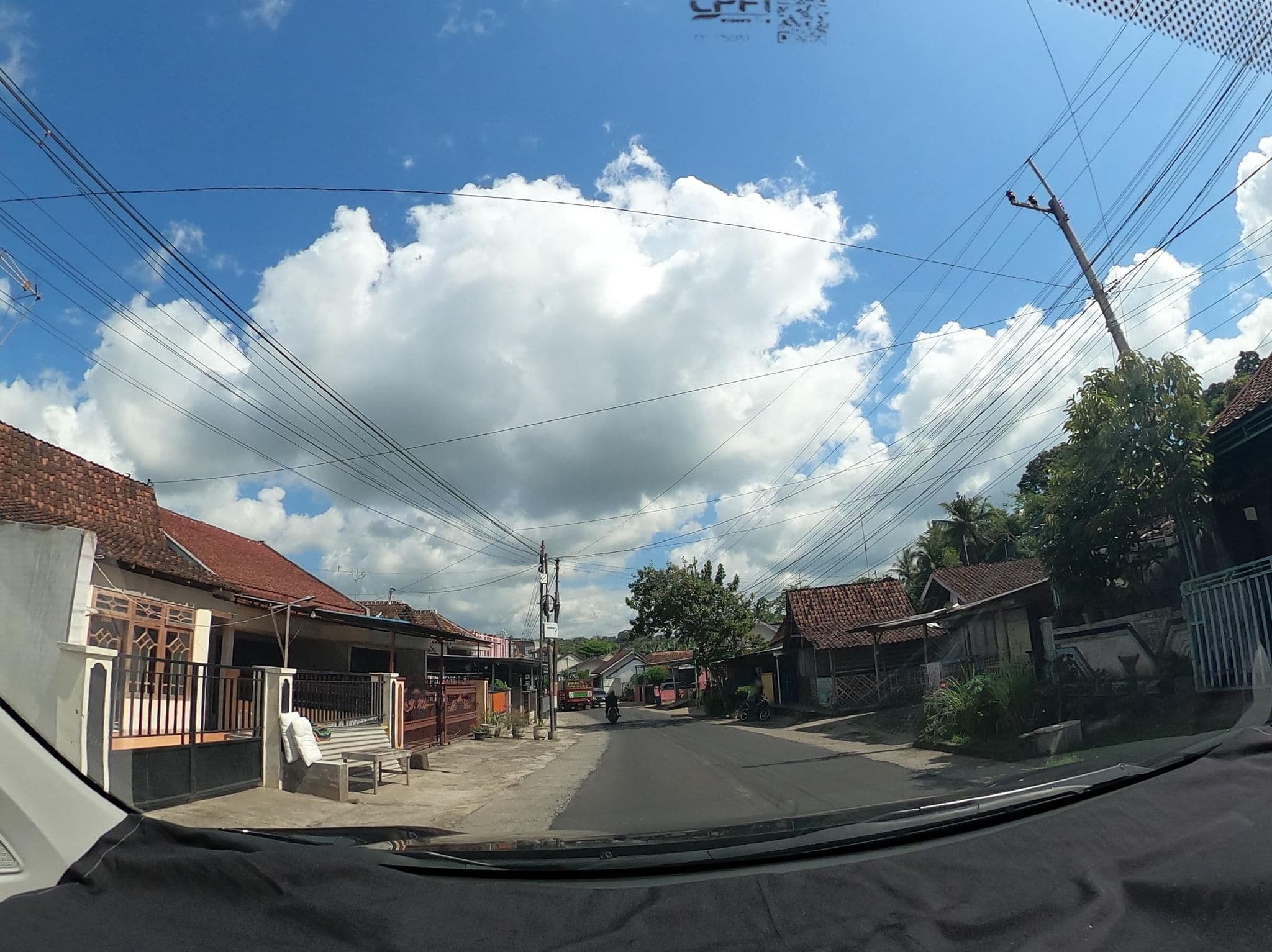 Street view near Homestay Idah/Sehad, Banyuwangi — © Kaart_Local (CC BY-SA · Mapillary)