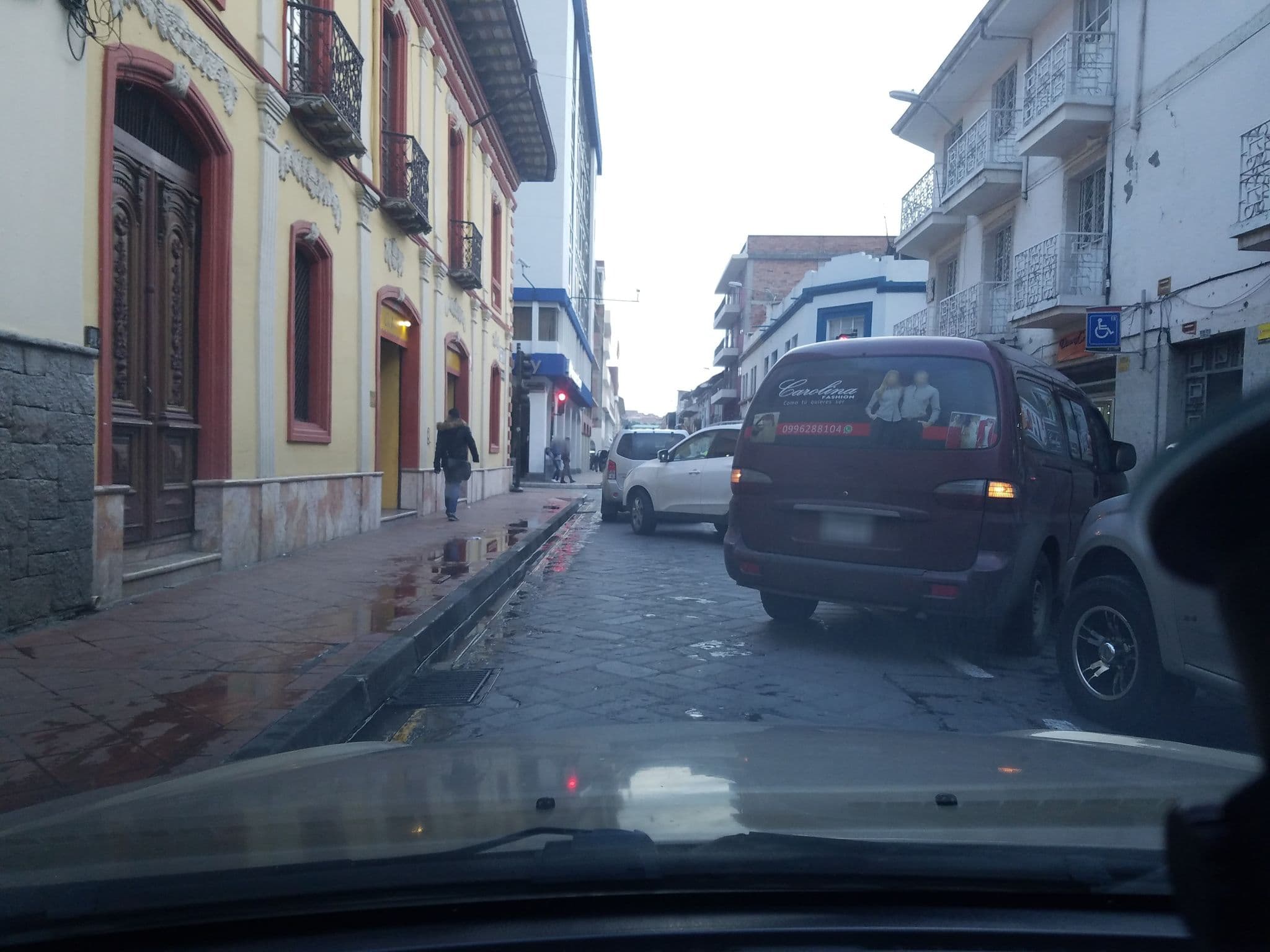 Street view near 1840 Hostel, Cuenca — © frucoec (CC BY-SA · Mapillary)