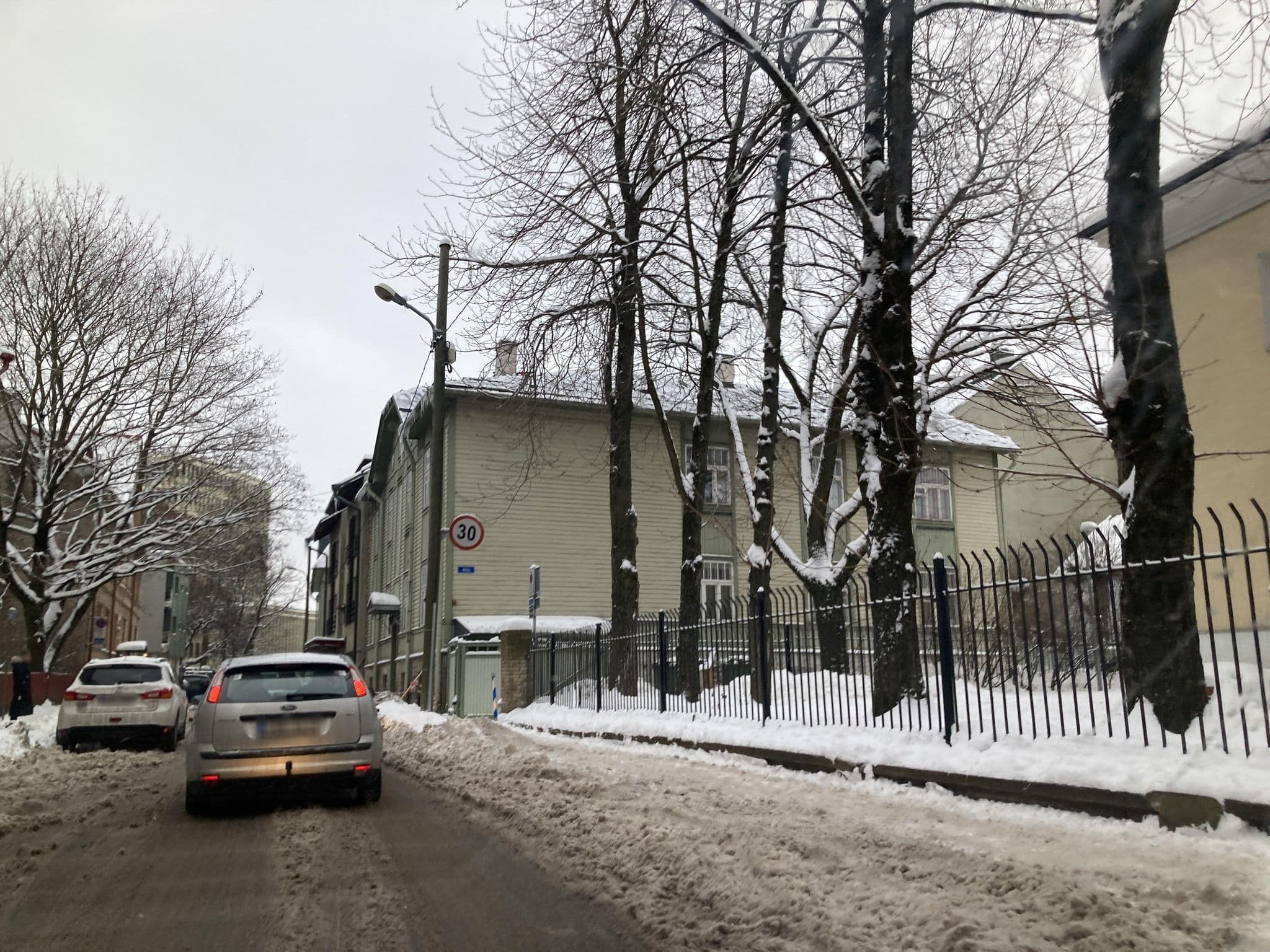 Street view near Bedroom with Bathroom, Kesklinn — © lv1500 (CC BY-SA · Mapillary)