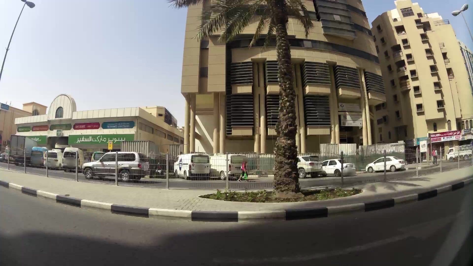 Street view near فندق سنتر الشارقة Center Hotel Sharjah, Halwan — © kaartcam (CC BY-SA · Mapillary)