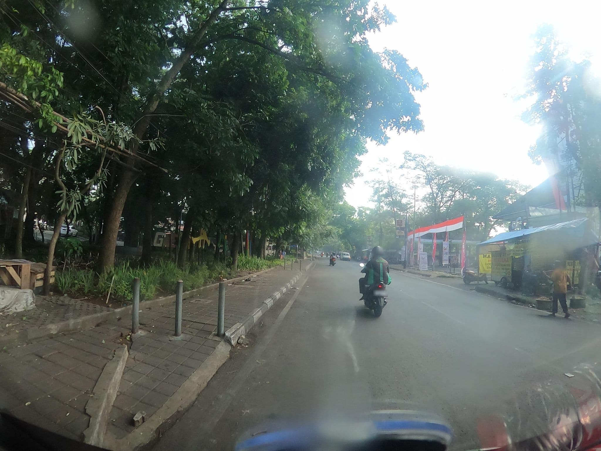 Street view near De'qur Hotel, Bandung