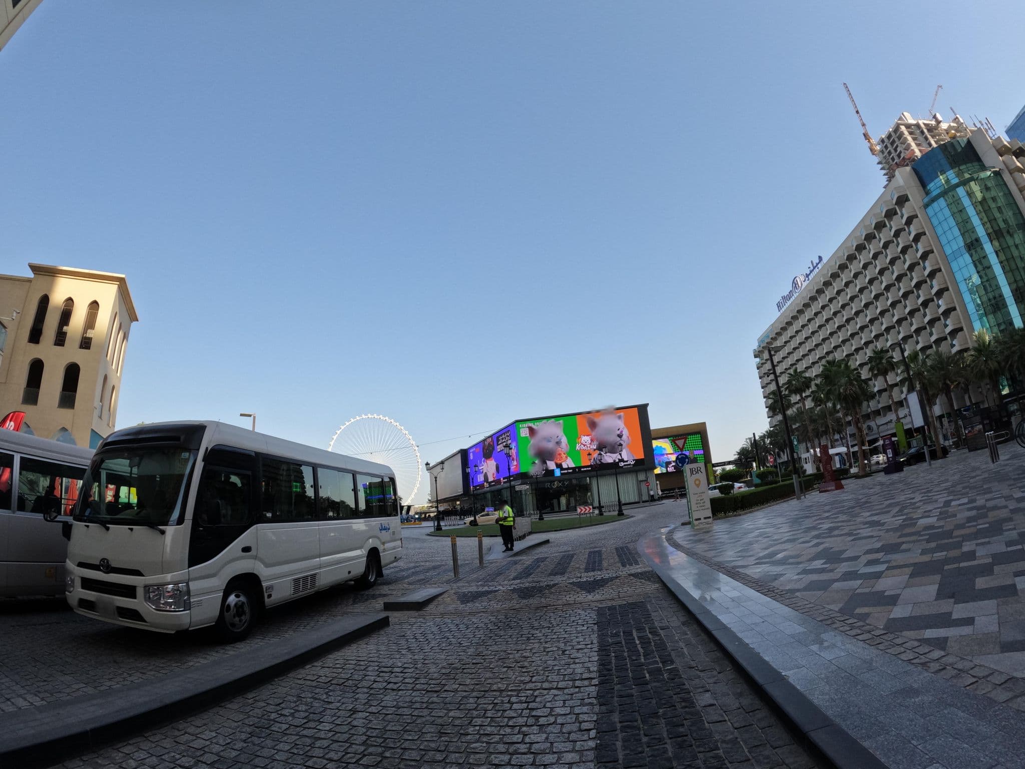 Street view near 1 World Backpackers, Dubai Marina — © countzero5 (CC BY-SA · Mapillary)
