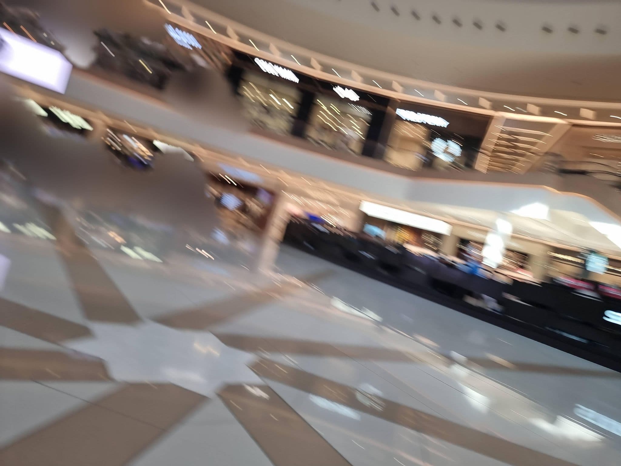 Street view near Dubai accommodation, Dubai Marina — © mapfool (CC BY-SA · Mapillary)
