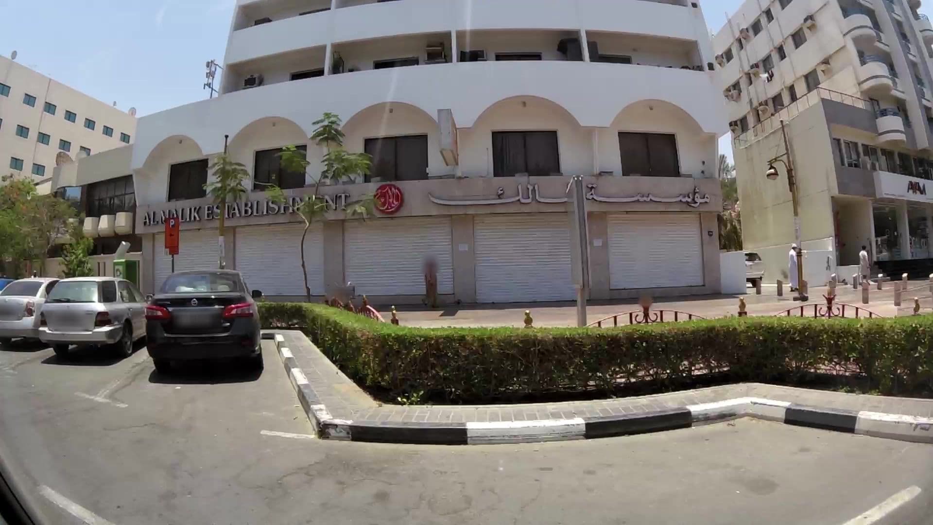 Street view near Sakura hostel, Al Muteena — © kaartcam (CC BY-SA · Mapillary)