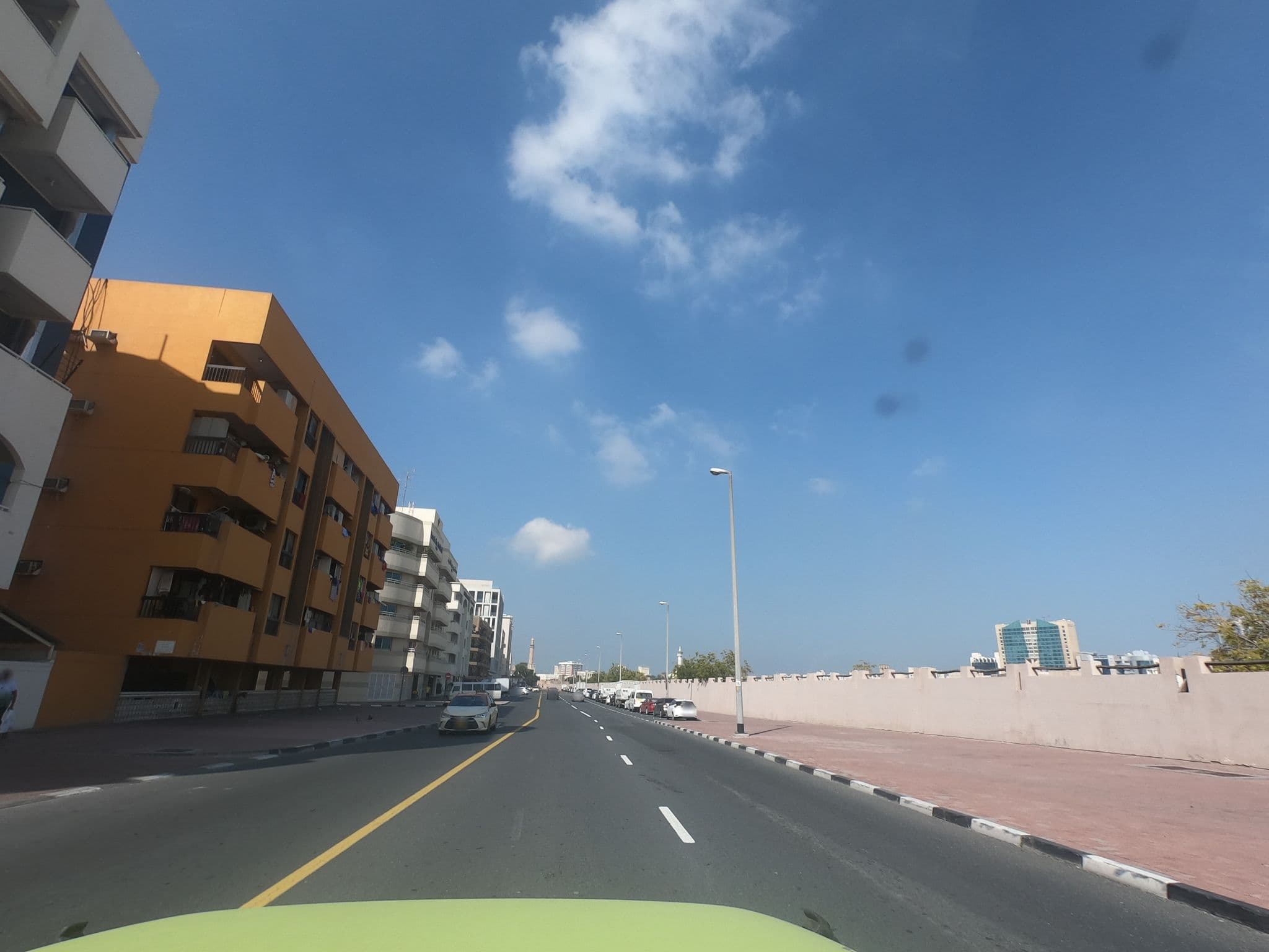 Street view near Leon's Gate, Bur Dubai — © countzero5 (CC BY-SA · Mapillary)