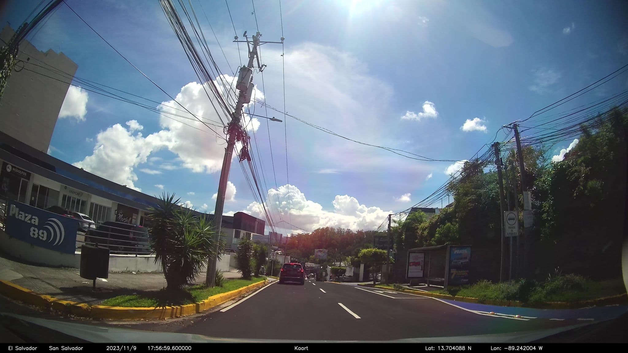 Street view near Mi Tierra | Hotel y Restaurante (Escalón), Antiguo Cuscatlán — © kaart_1 (CC BY-SA · Mapillary)