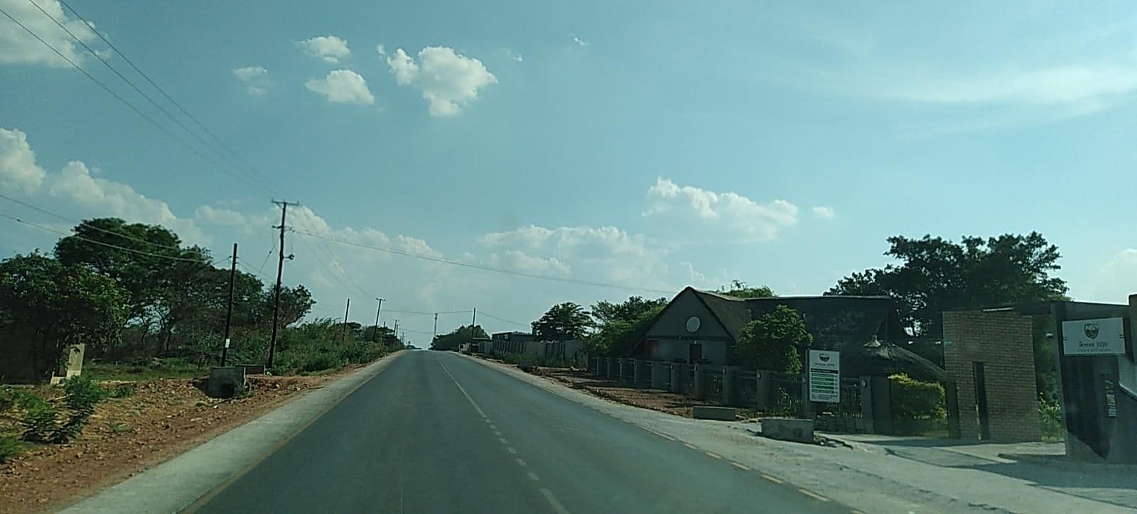 Street view near GENESIS BOUTIQUE HOTEL, Namalombwe — © mandawa (CC BY-SA · Mapillary)