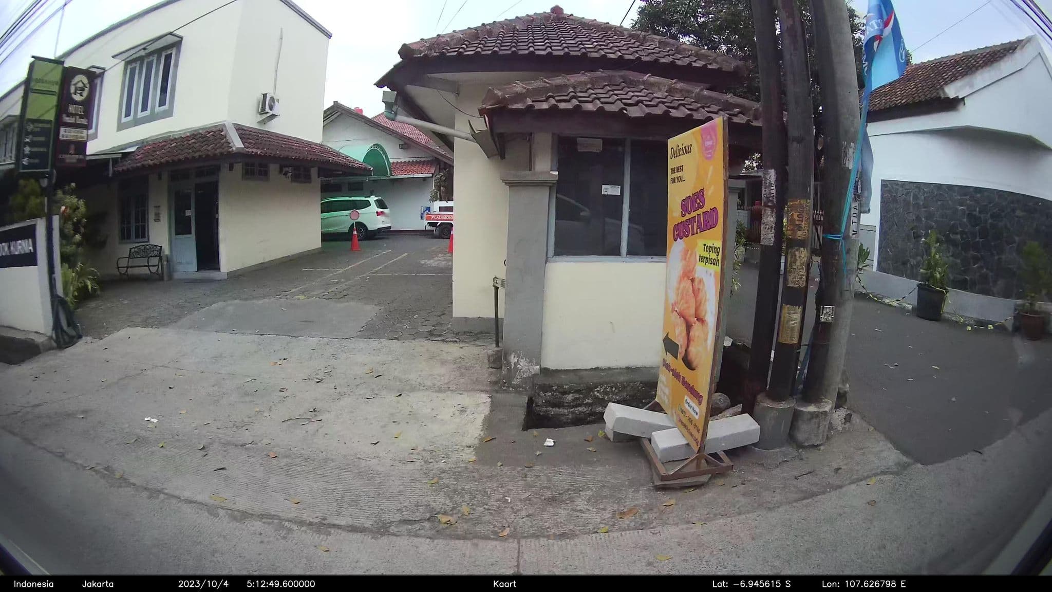 Street view near Pondok Kurnia, Bandung — © kaart5 (CC BY-SA · Mapillary)