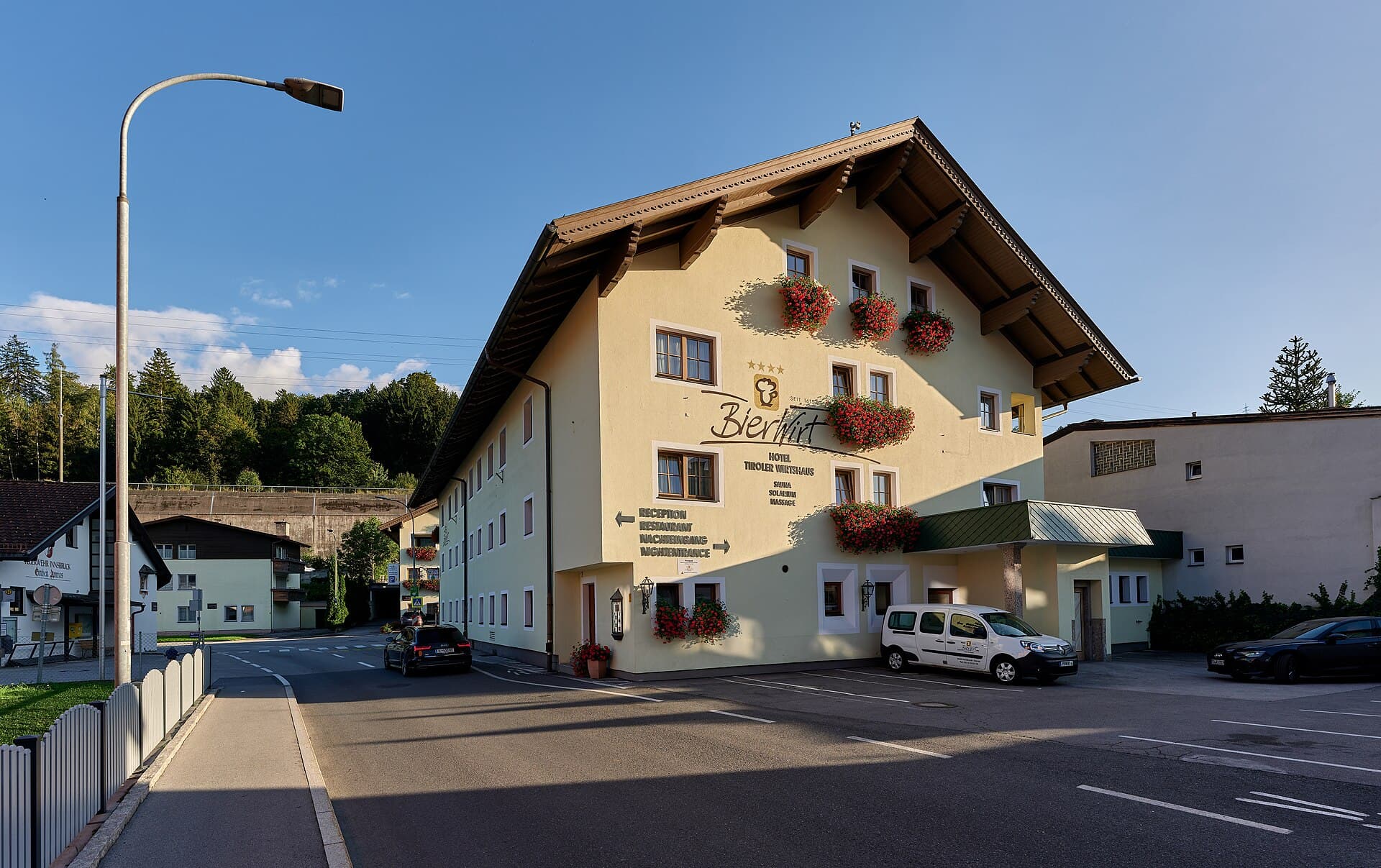 Bierwirt (via Wikimedia Commons, CC0)