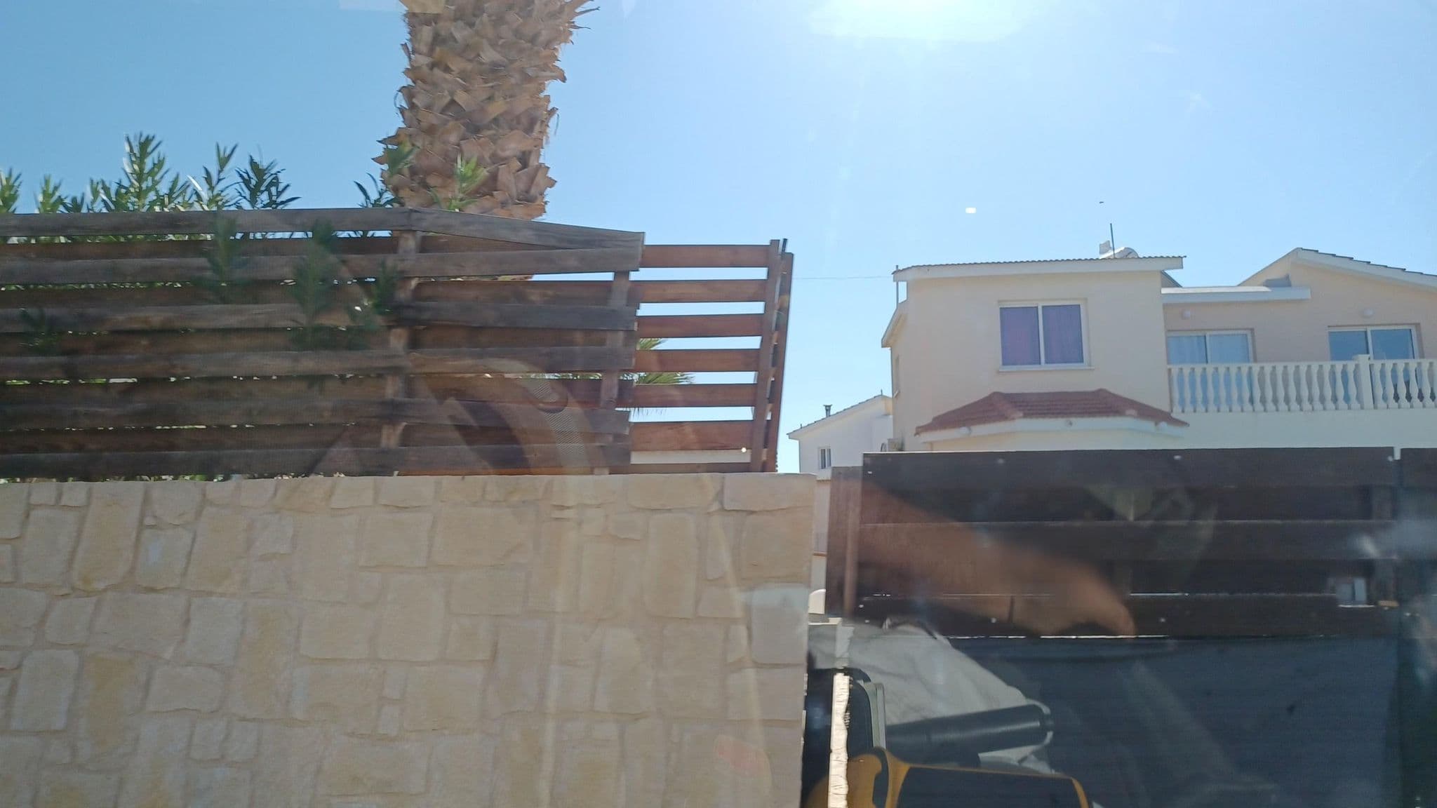 Street view near Roi’s House, Pégeia — © noa2 (CC BY-SA · Mapillary)