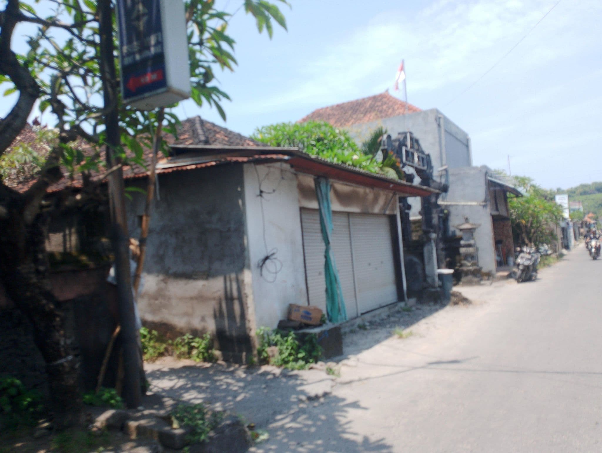 Street view near Kenta Homestay, Klungkung