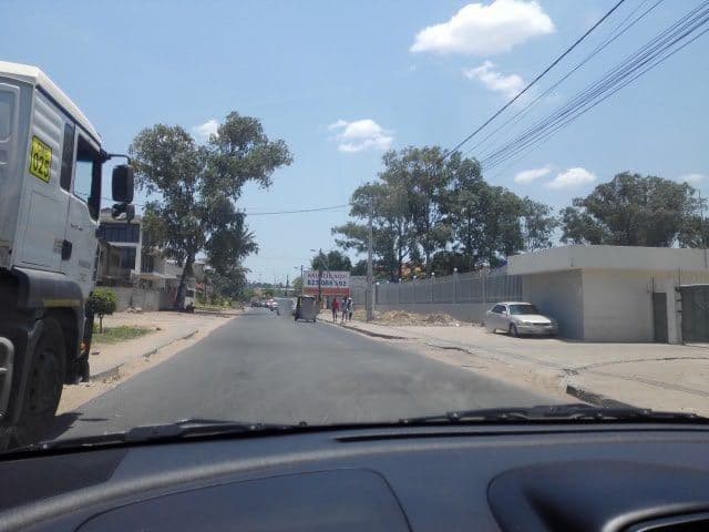 Street view near Panda Hotel熊猫酒店, Maputo — © patriciaferrao (CC BY-SA · Mapillary)