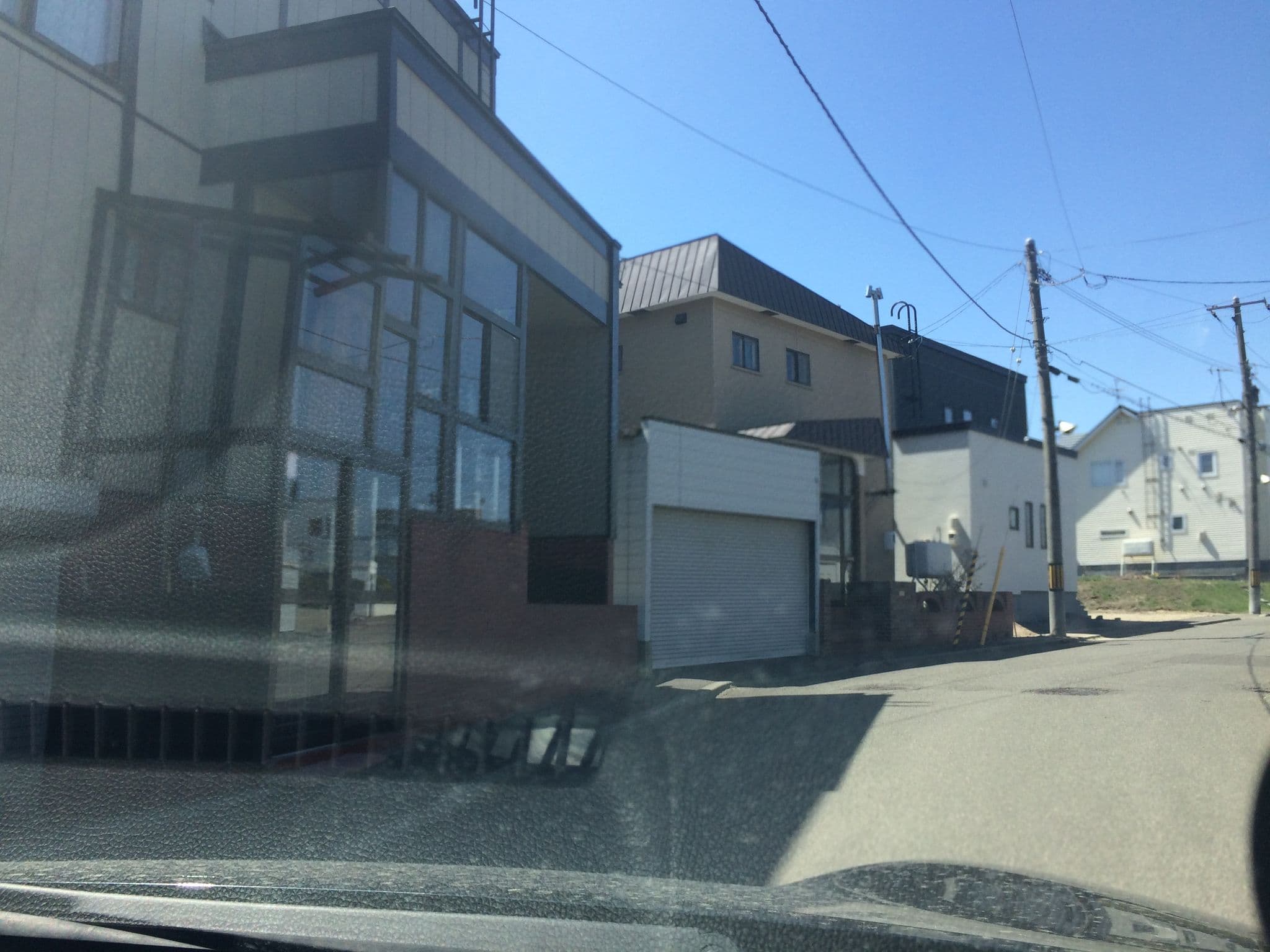 Street view near CAPRICIOUS INN 厚別, Ebetsu — © mobojp (CC BY-SA · Mapillary)