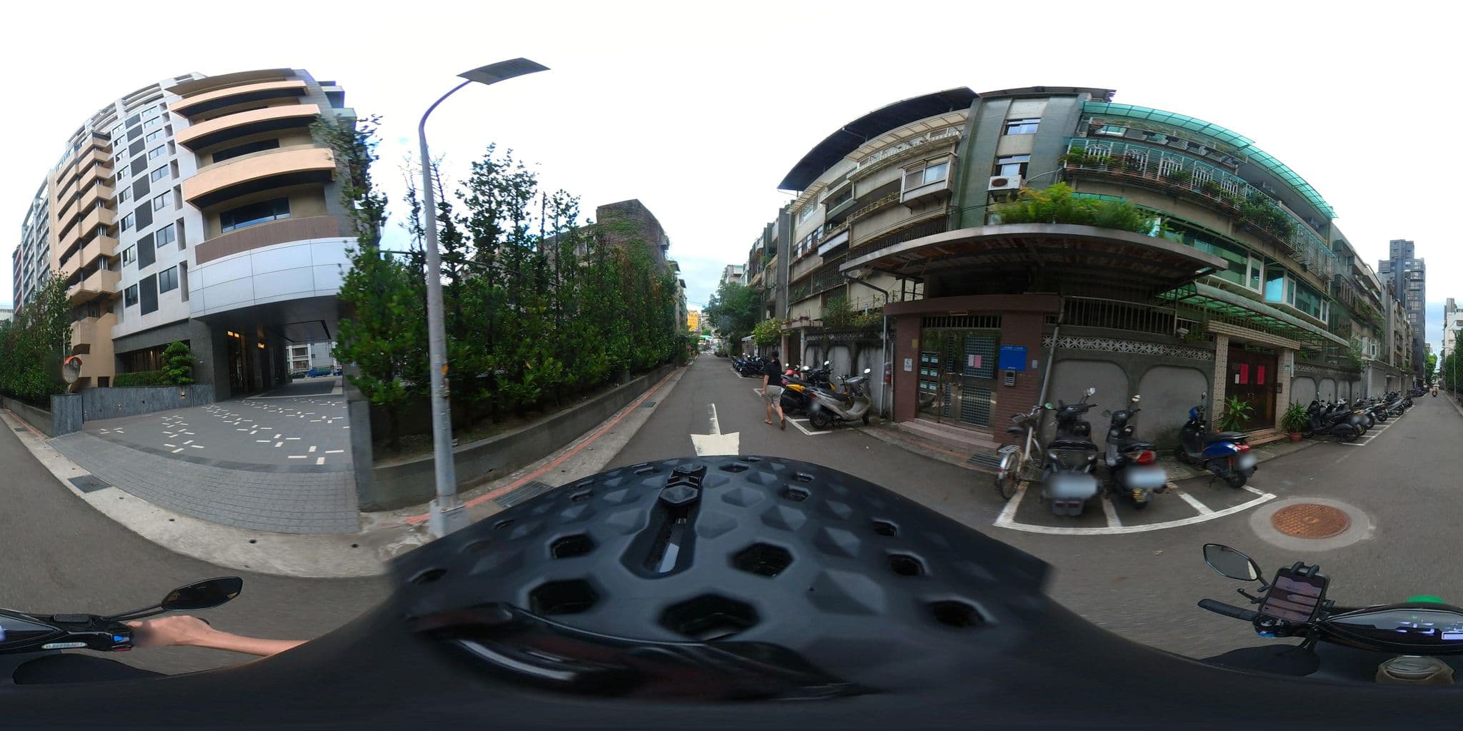 Street view near JSL Hotel Taipei, Taipei — © irvinfly (CC BY-SA · Mapillary)