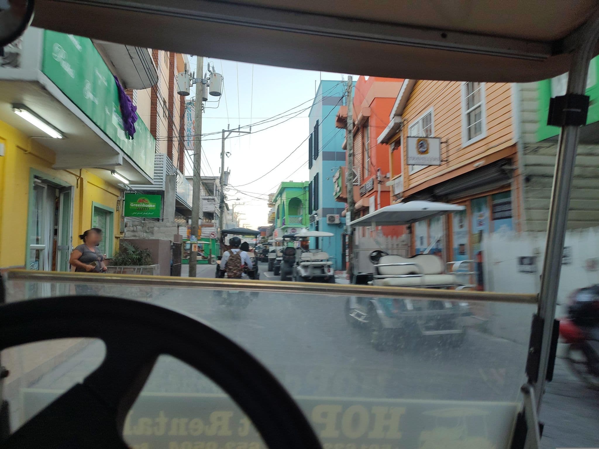 Street view near Voyager Sun and Reef Hotel, San Pedro — © charlieplett (CC BY-SA · Mapillary)