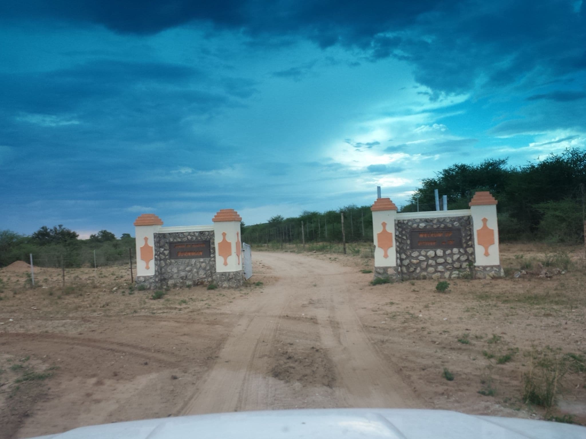 Street view near Sasa Safari Camp & Tours, Outjo — © staehler (CC BY-SA · Mapillary)