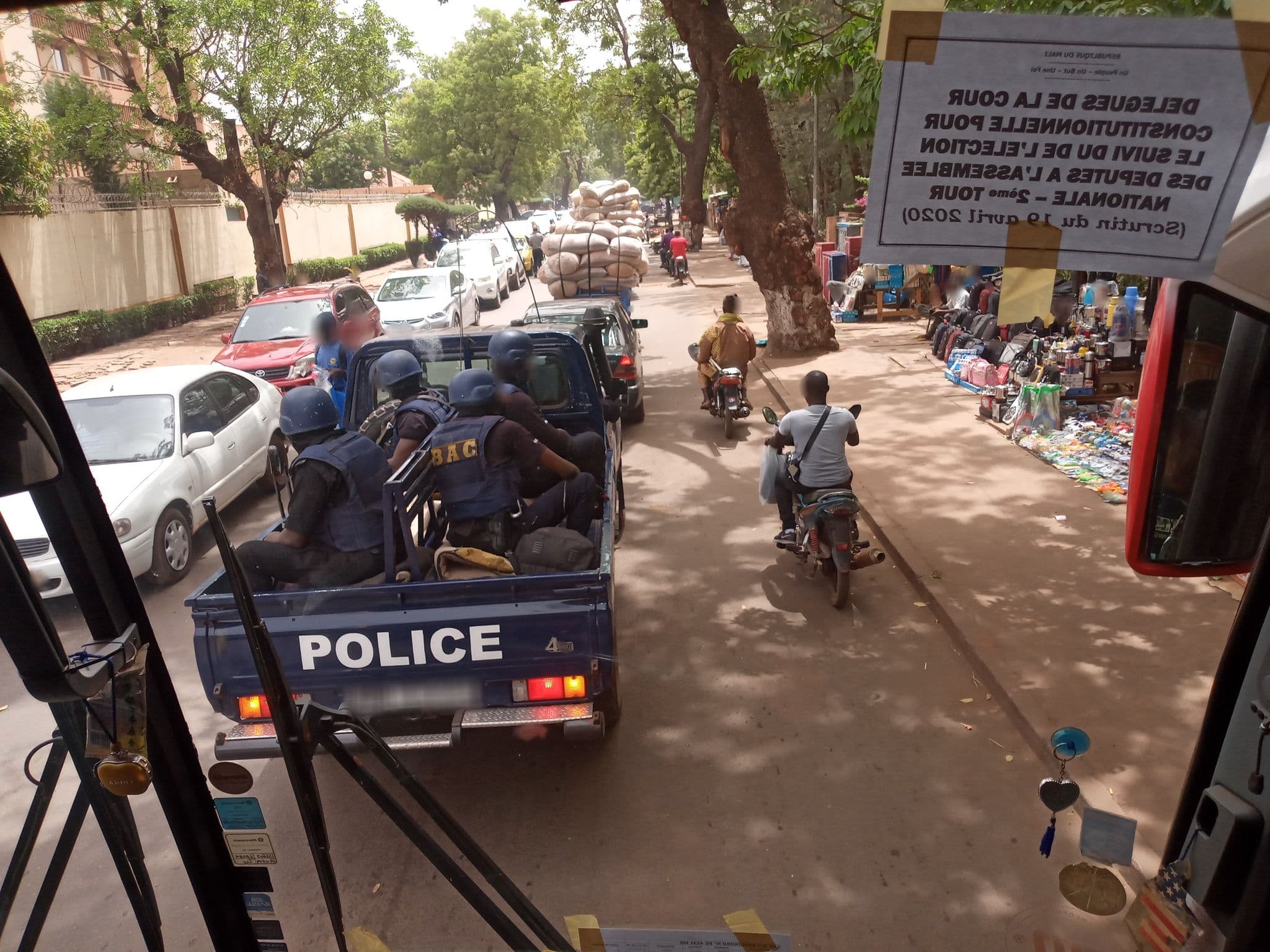 Street view near GRAND HOTEL BAMAKO, Bamako — © lassine77 (CC BY-SA · Mapillary)