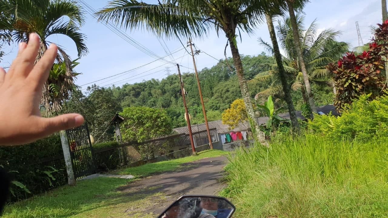 Street view near GG House, Caringin — © smaart (CC BY-SA · Mapillary)
