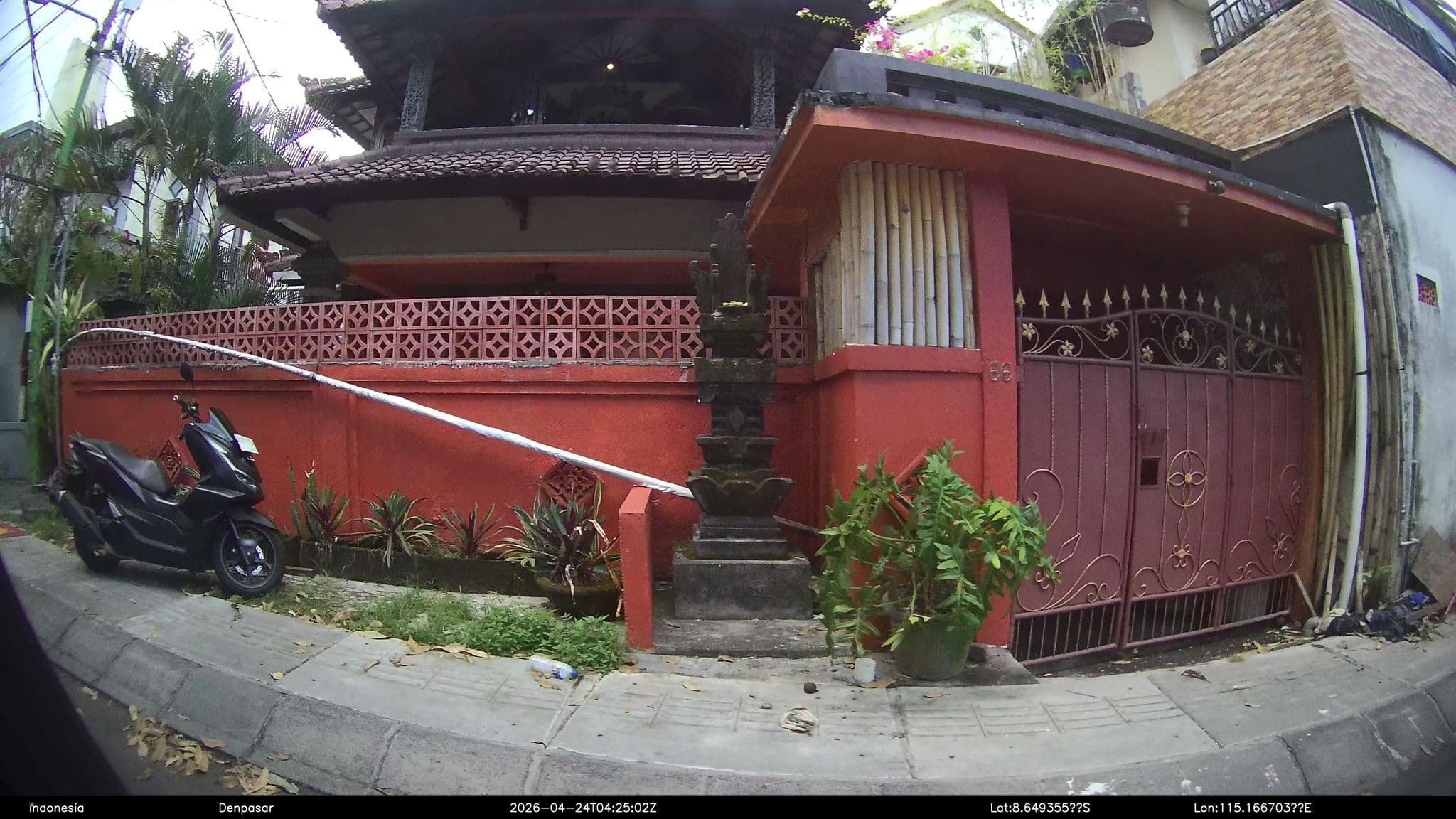 Street view near Reinhold Guesthouse, Dalung