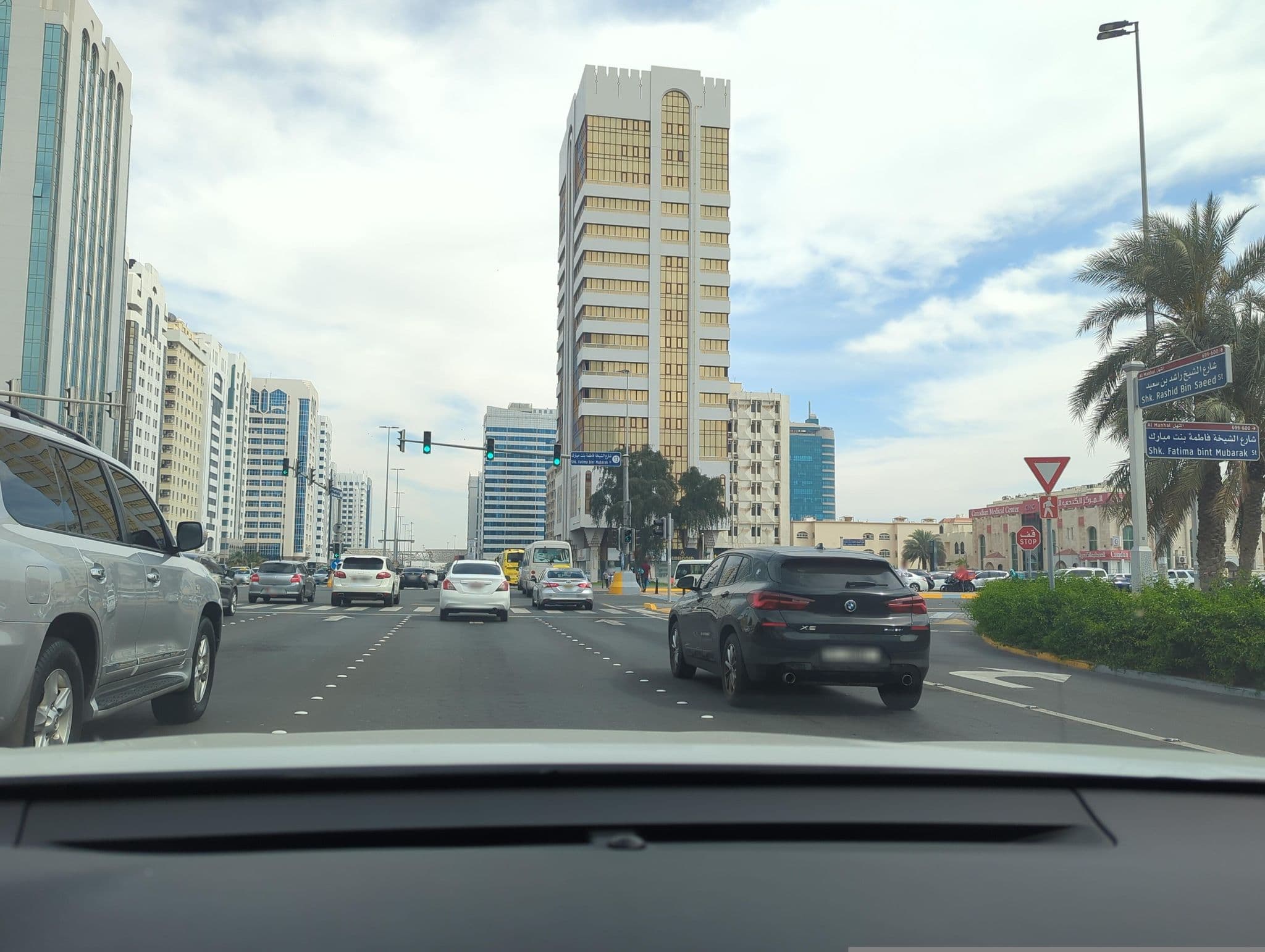Street view near Jannah Place Abu Dhabi, Abu Dhabi — © Majid_Waze (CC BY-SA · Mapillary)