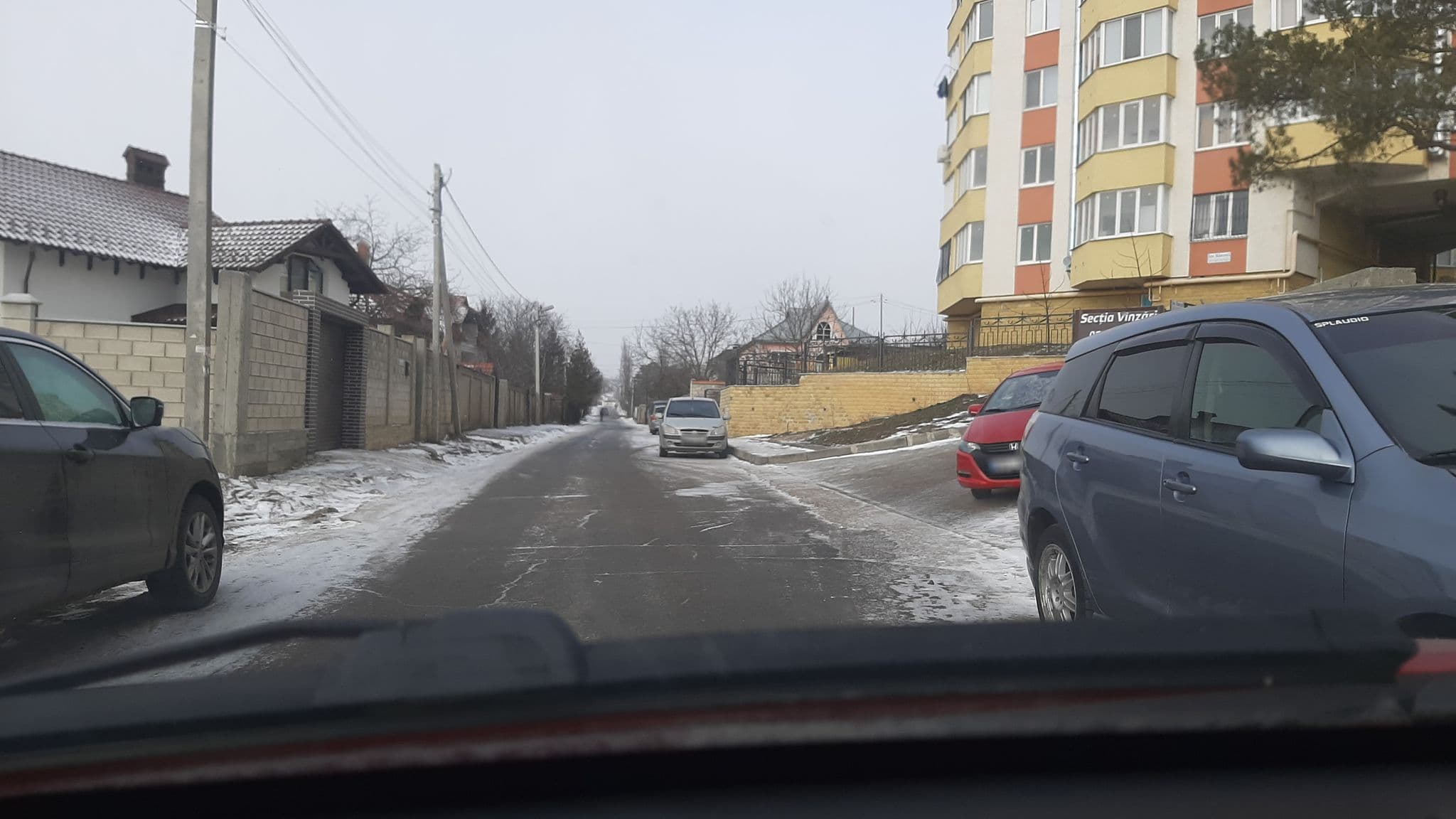 Street view near Lotus Hotel Chisinau, Codru — © cartengineering (CC BY-SA · Mapillary)