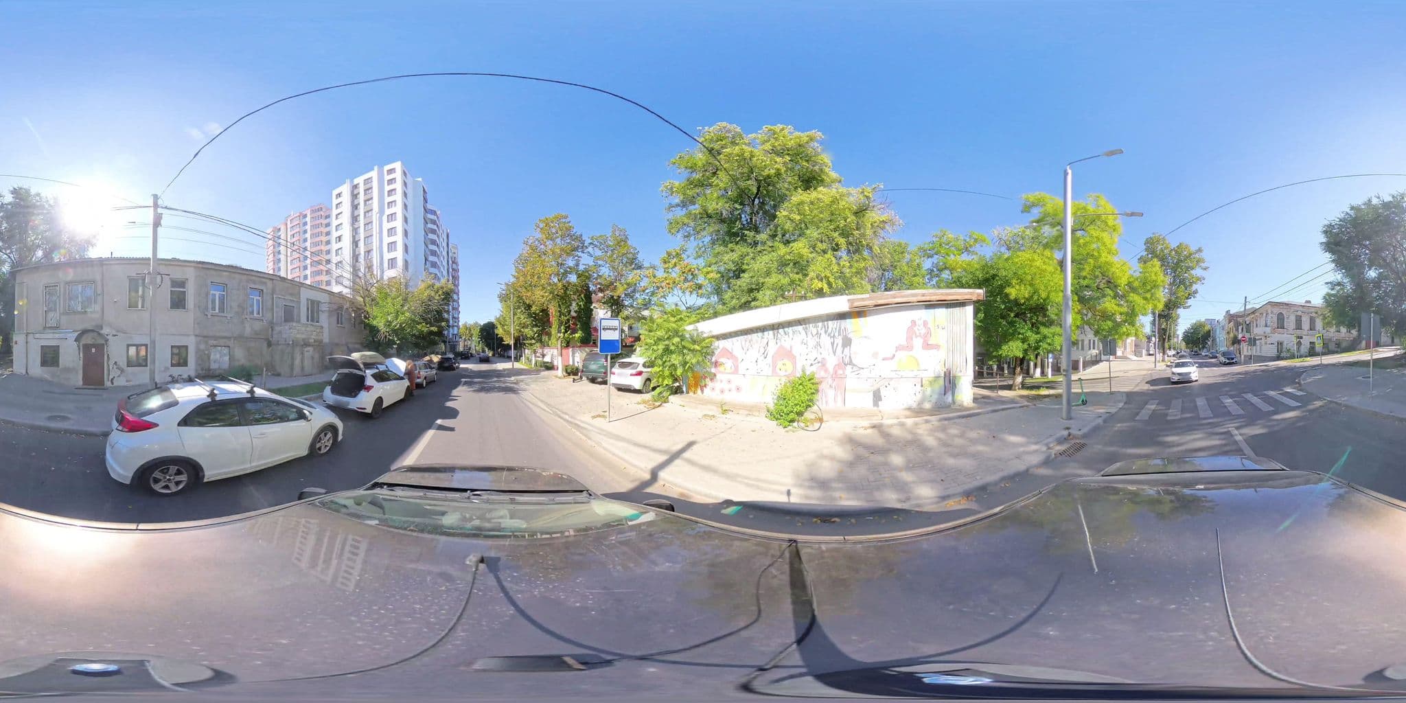 Street view near Yoga Hostel, Chisinau — © Sku1255 (CC BY-SA · Mapillary)