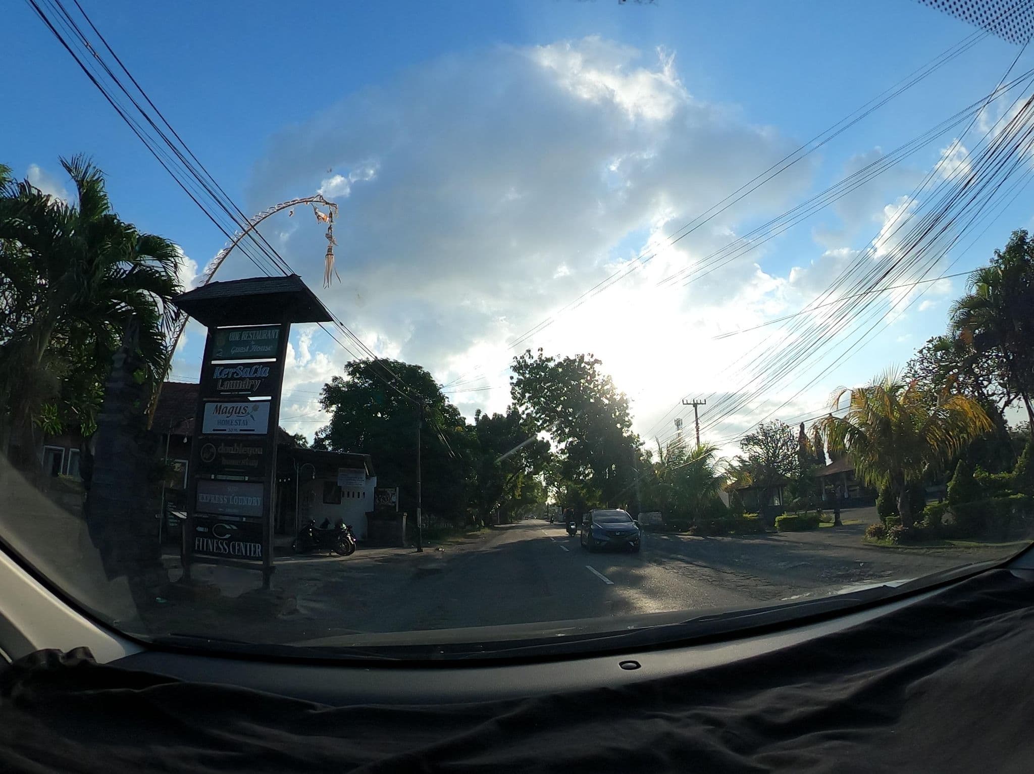 Street view near Ode resto and guest house, Negara — © Kaart_Local (CC BY-SA · Mapillary)