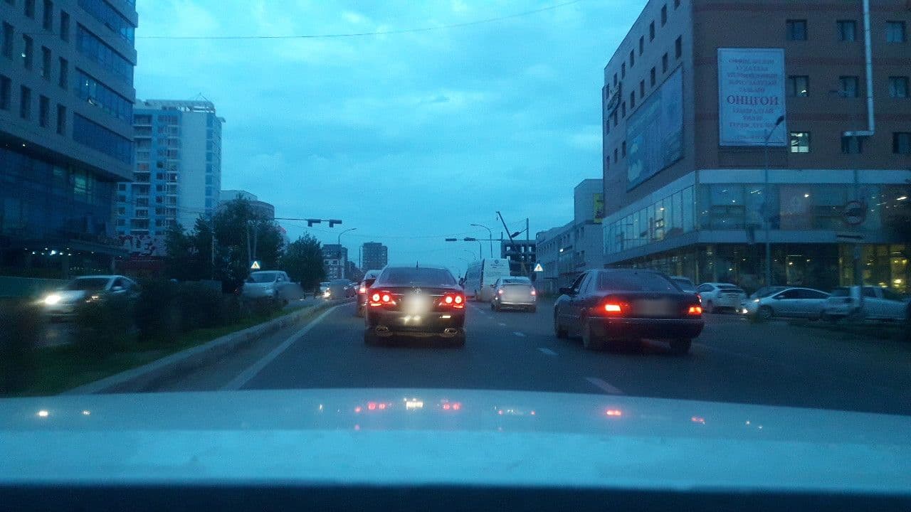 Street view near Bojon Hotel Ulaanbaatar, Ulan Bator — © bilguun (CC BY-SA · Mapillary)