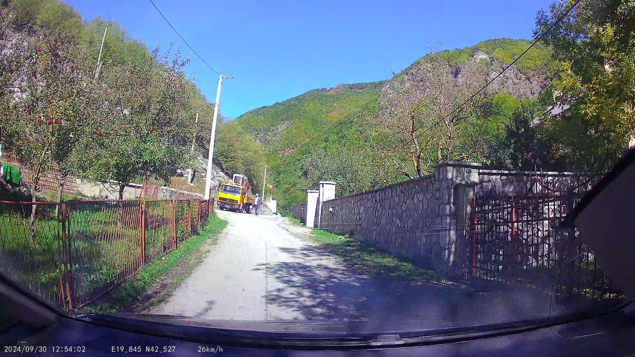 Street view near Sofia Guest House, Gusinje — © pmilanovic (CC BY-SA · Mapillary)