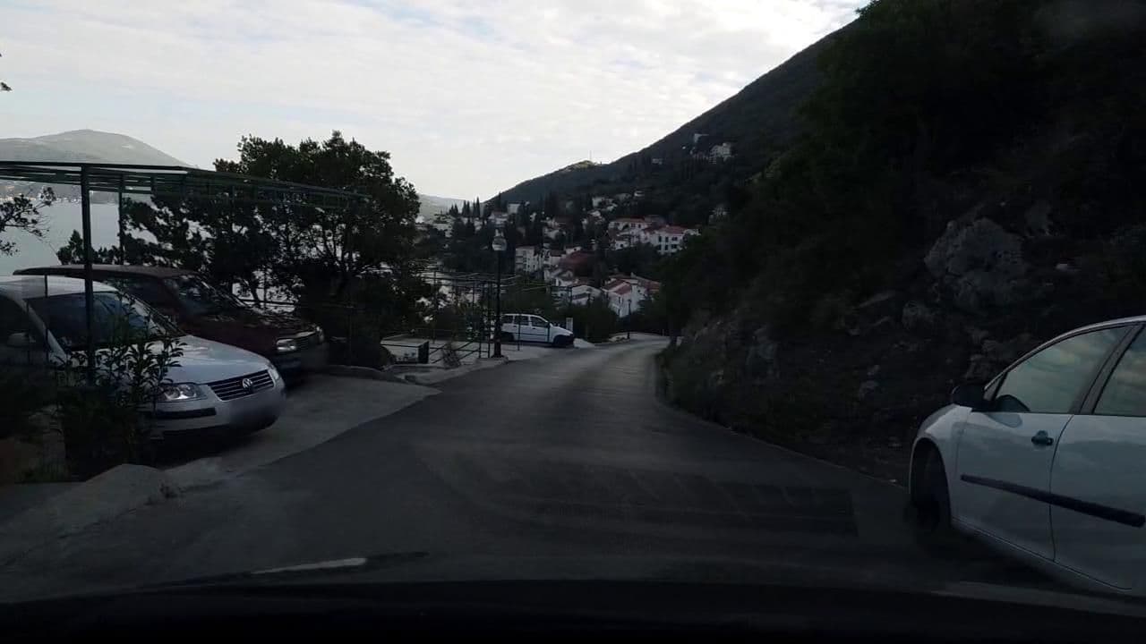 Street view near Villa Del Mar, Igalo — © roadroid (CC BY-SA · Mapillary)