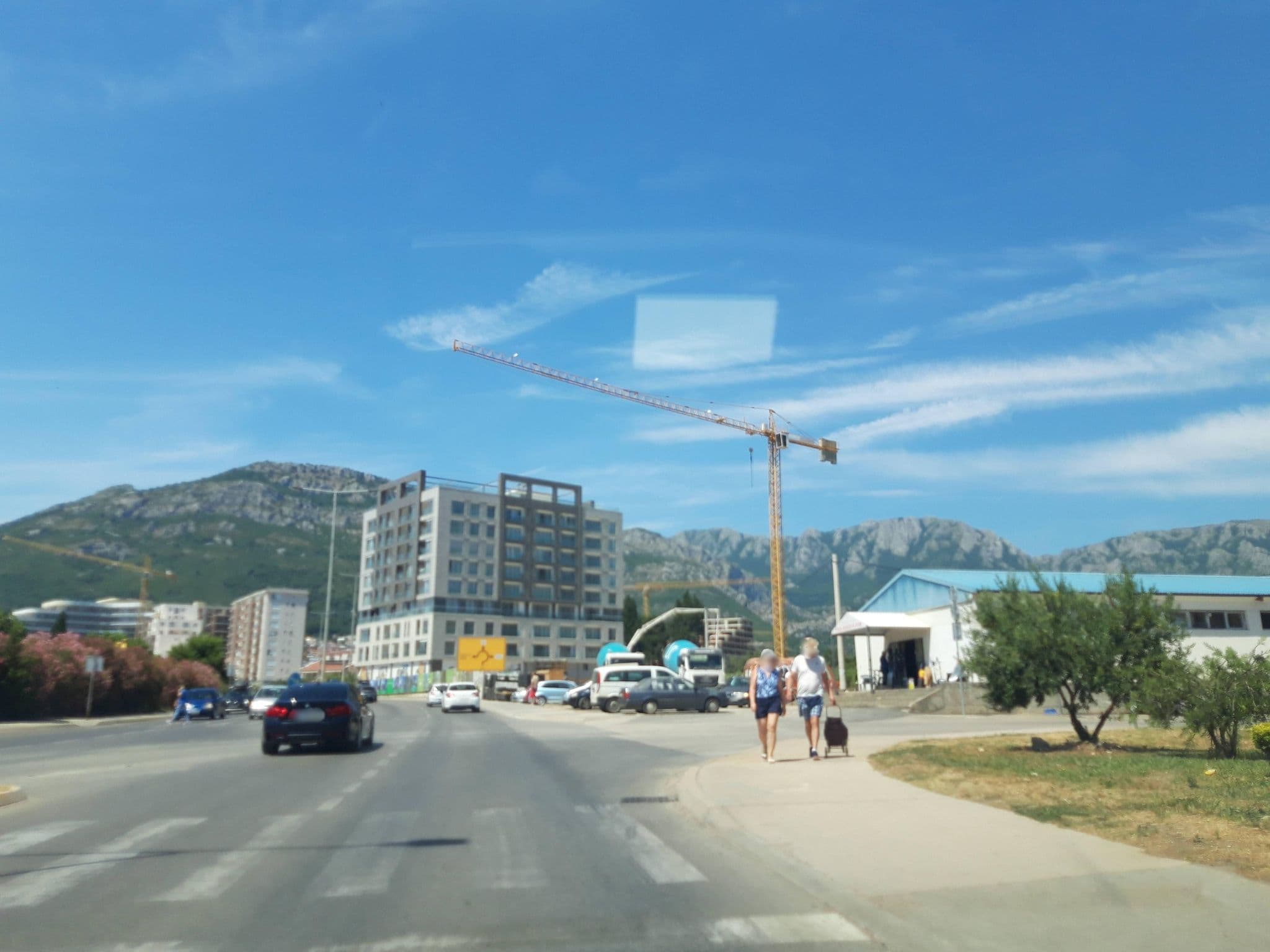 Street view near Hotel Franca, Bar — © fivewho (CC BY-SA · Mapillary)