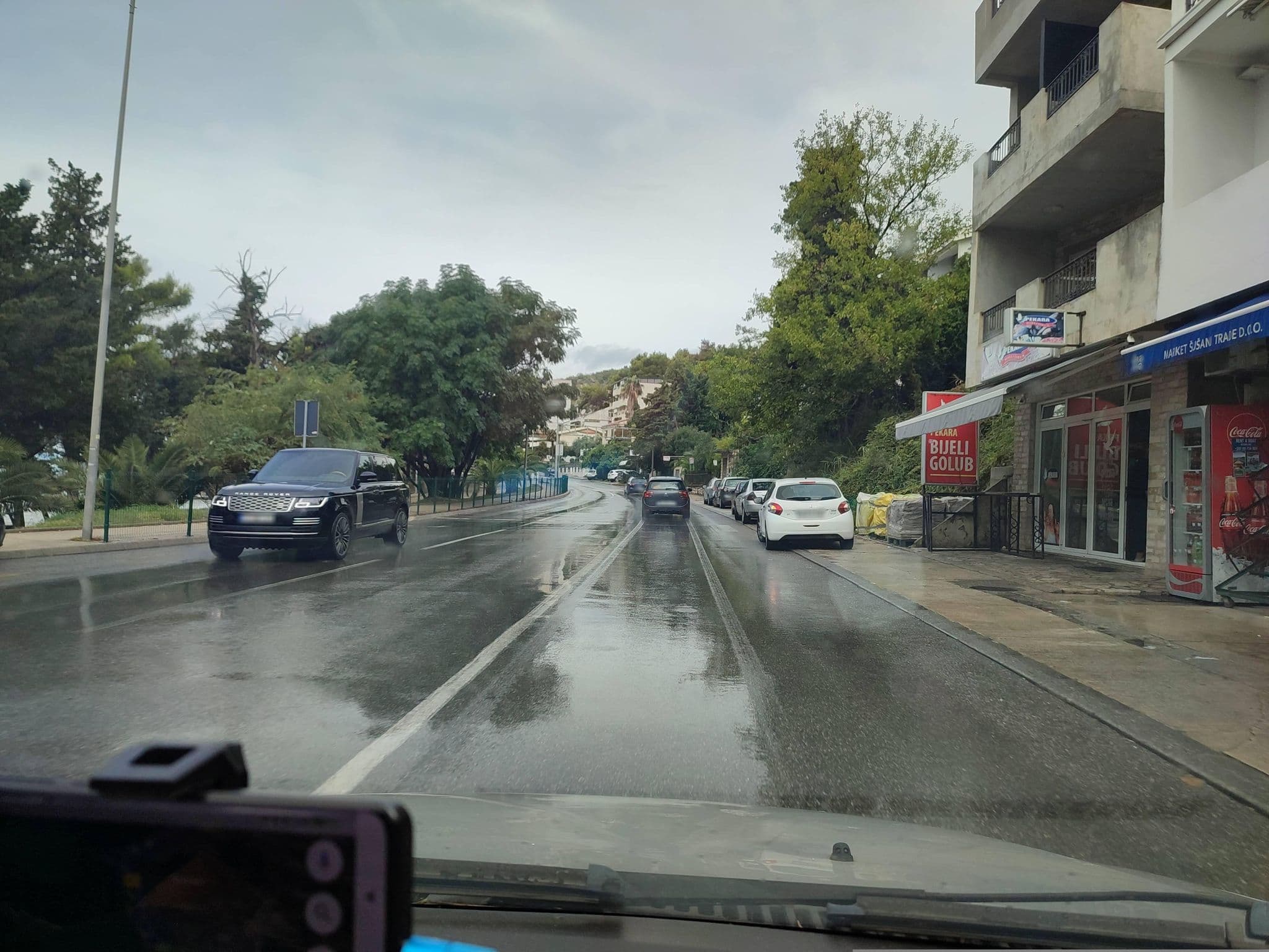 Street view near Bed and Breakfast Mediteran, Šušanj — © pedja (CC BY-SA · Mapillary)