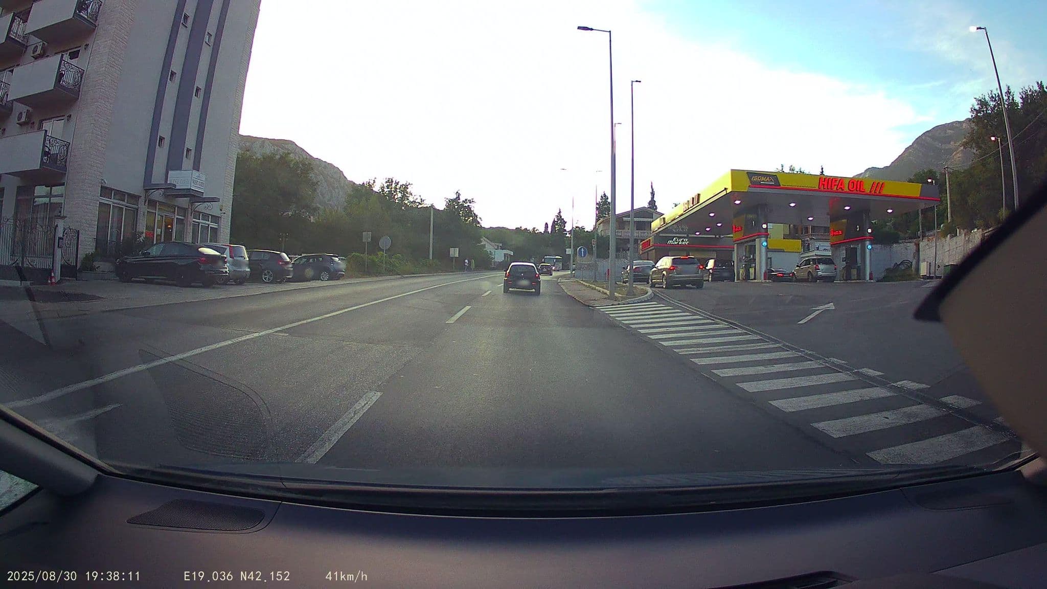 Street view near Guest House West Gate, Sutomore — © pmilanovic (CC BY-SA · Mapillary)