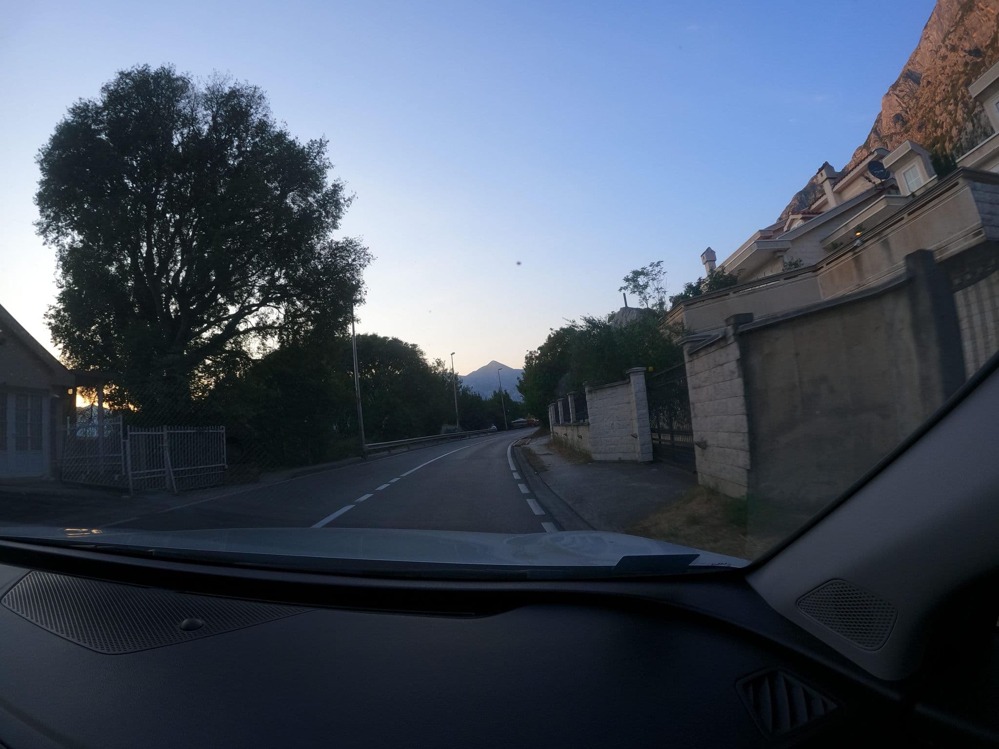 Street view near Apartman Katarina (behind Villa Iva), Dobrota — © borovac (CC BY-SA · Mapillary)