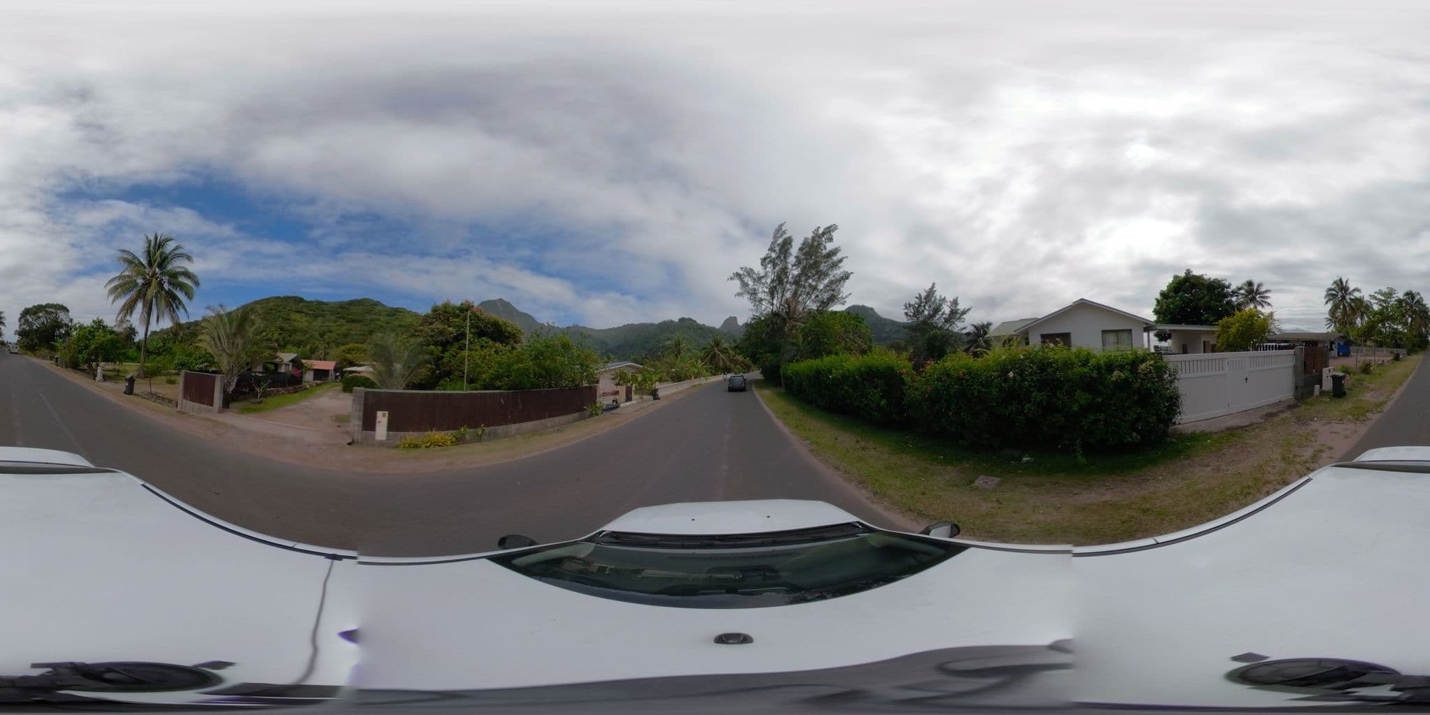Street view near FARE ORAHANA, Afareaitu — © ratzillas (CC BY-SA · Mapillary)