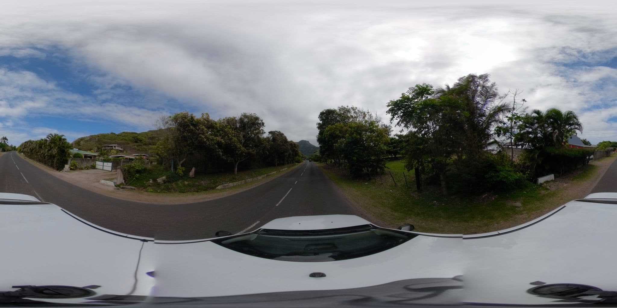 Street view near Fare Ahiata Moorea, Afareaitu — © ratzillas (CC BY-SA · Mapillary)
