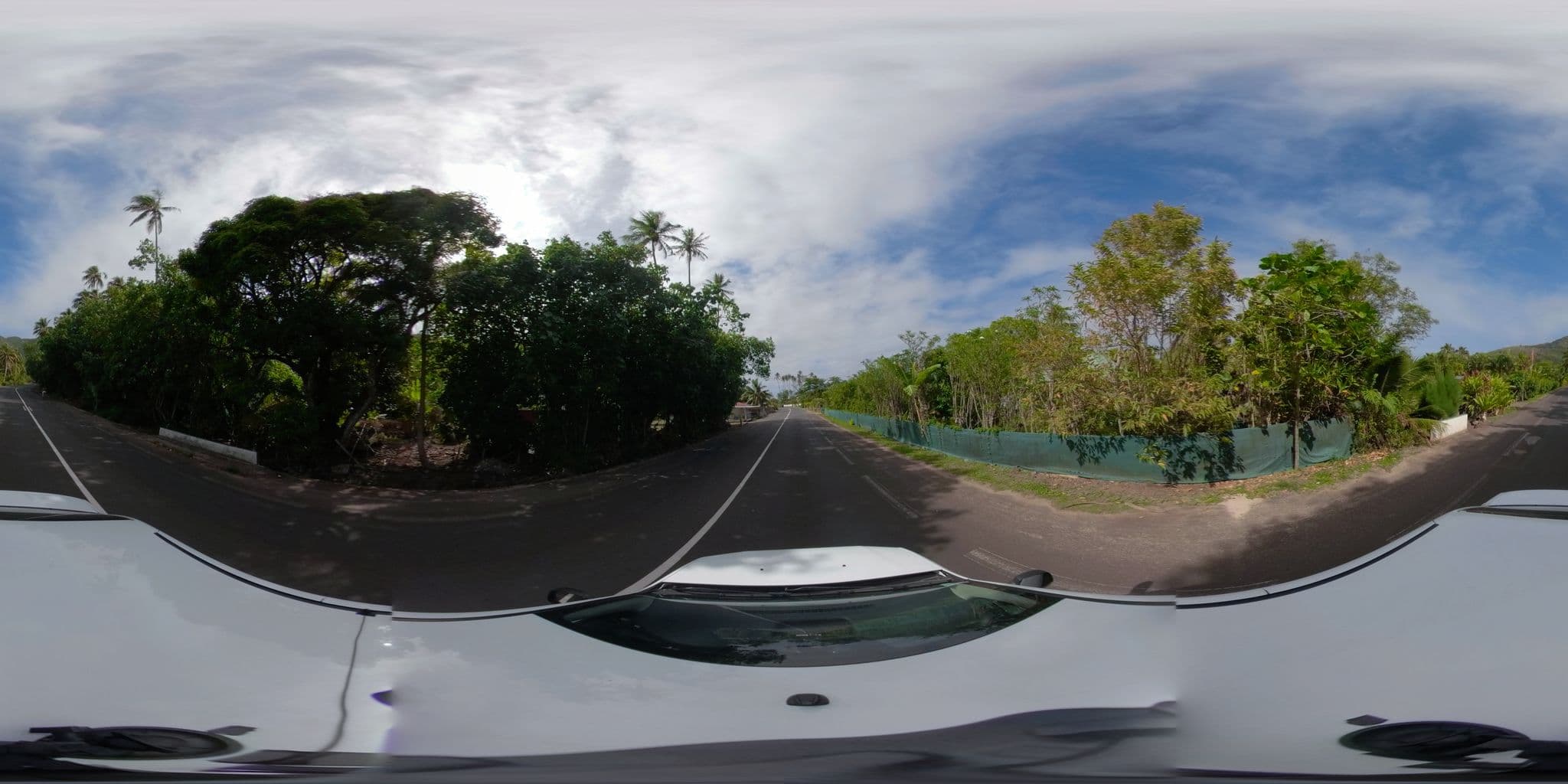 Street view near MOOREA SURF INN, Haapiti — © ratzillas (CC BY-SA · Mapillary)