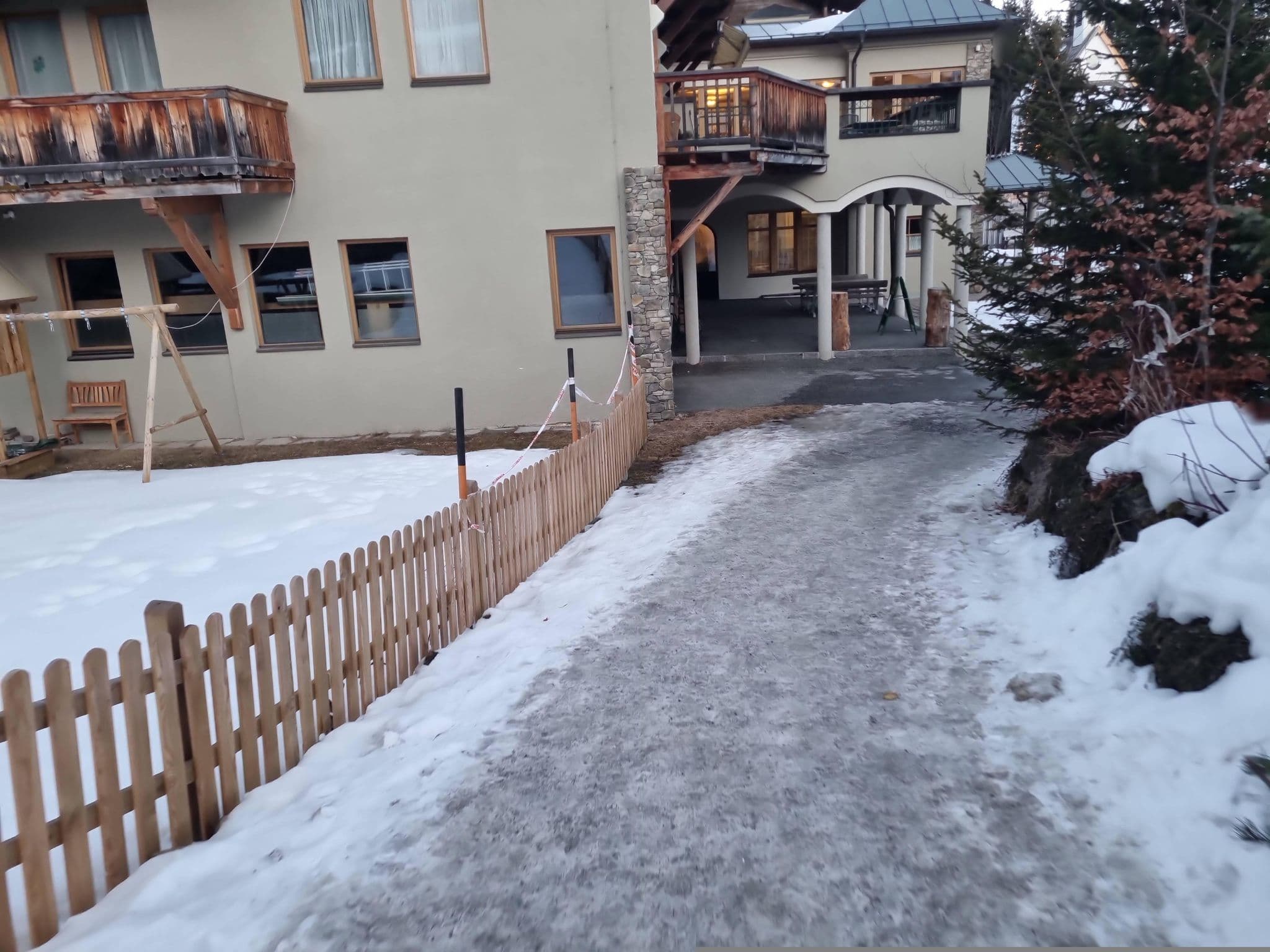 Street view near Königsleiten, Neukirchen am Großvenediger
