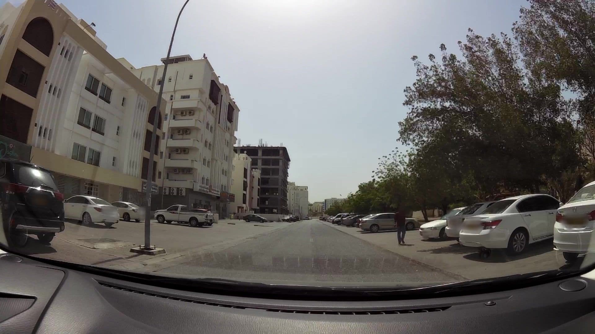 Street view near Sahara Hotel Apartments, Muscat, Muscat — © kaartcam (CC BY-SA · Mapillary)
