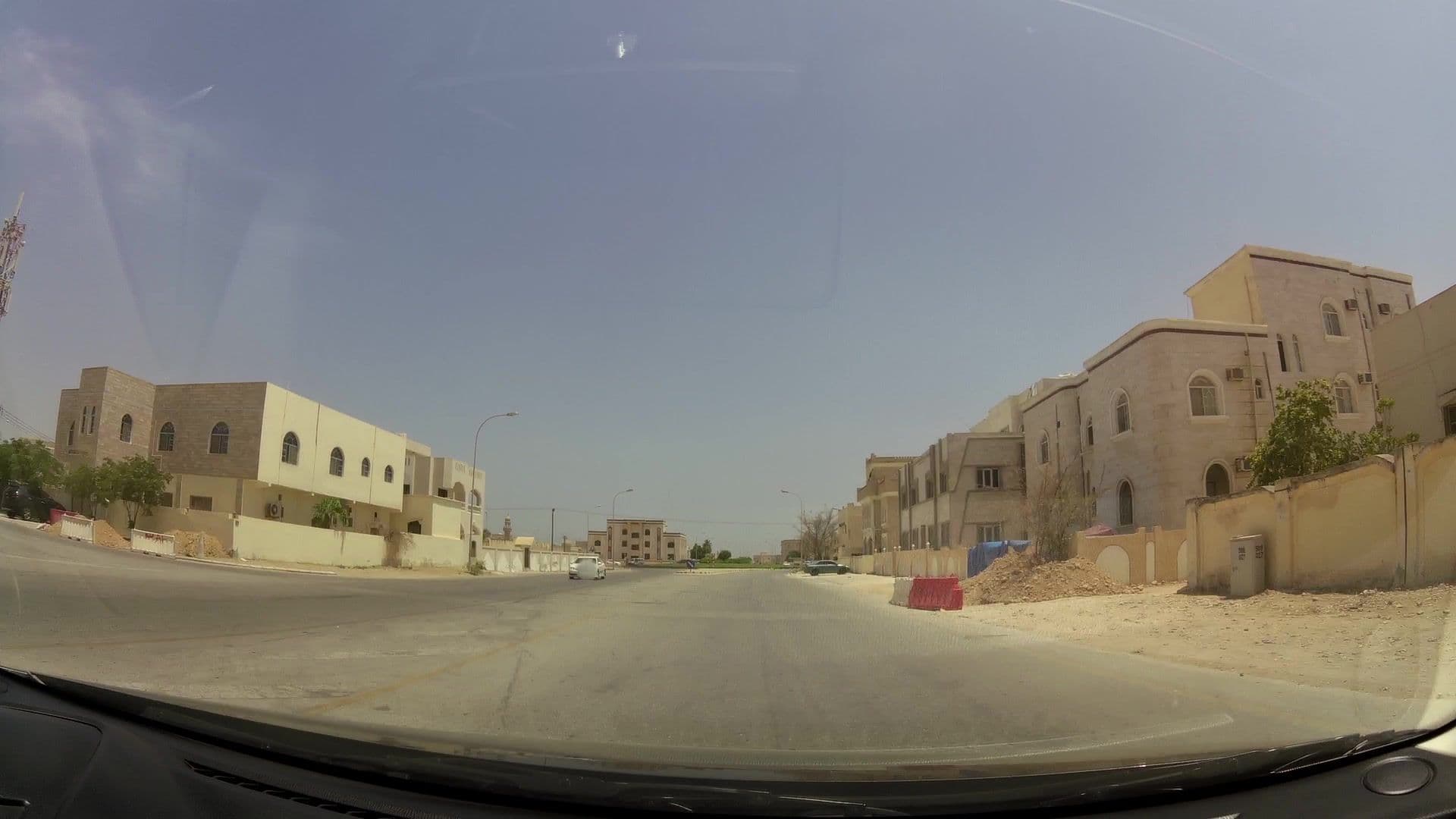 Street view near Al Noor Saadah Furnished Apartments, Şalālah — © kaartcam (CC BY-SA · Mapillary)