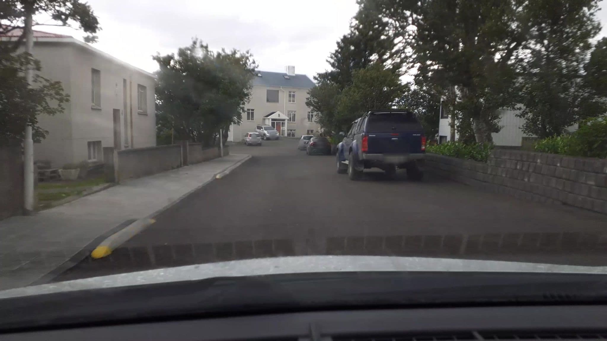 Street view near Setrið Guesthouse, Borgarnes — © kjarrval (CC BY-SA · Mapillary)