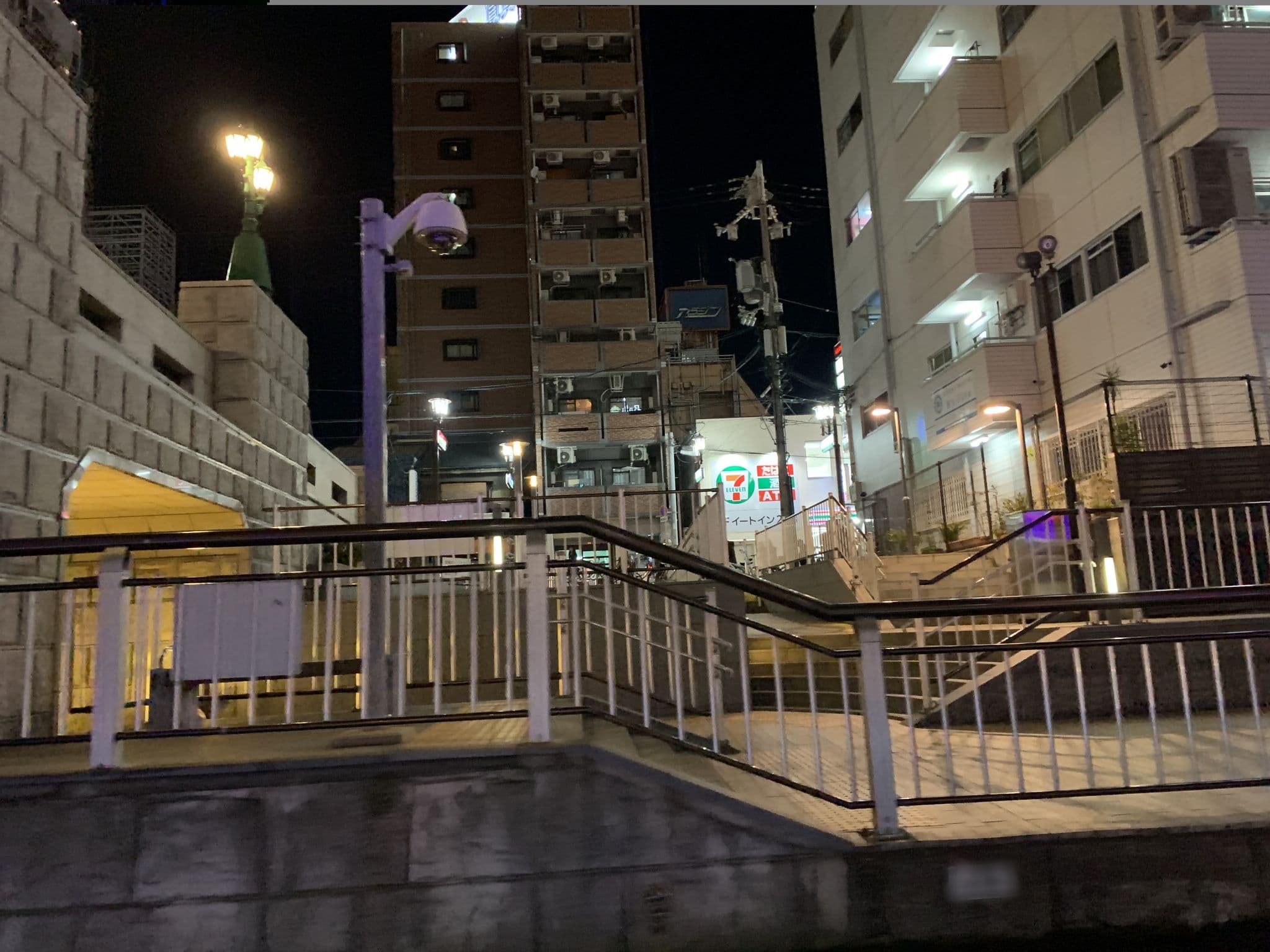 Street view near GUEST HOUSE B's Five II, Osaka — © hewwohewwo (CC BY-SA · Mapillary)