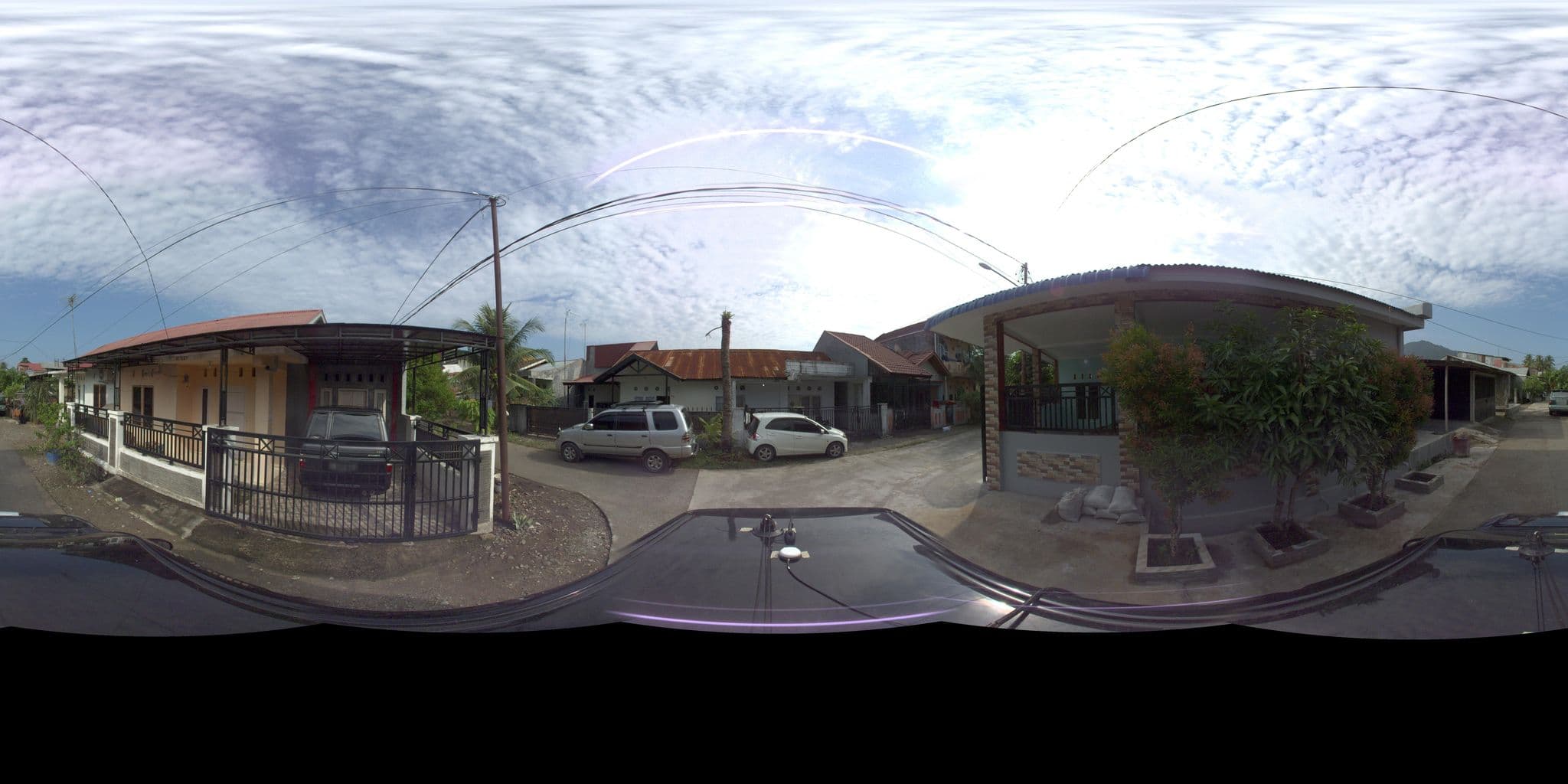 Street view near Rumah epi madi, Padang — © sarahantos (CC BY-SA · Mapillary)