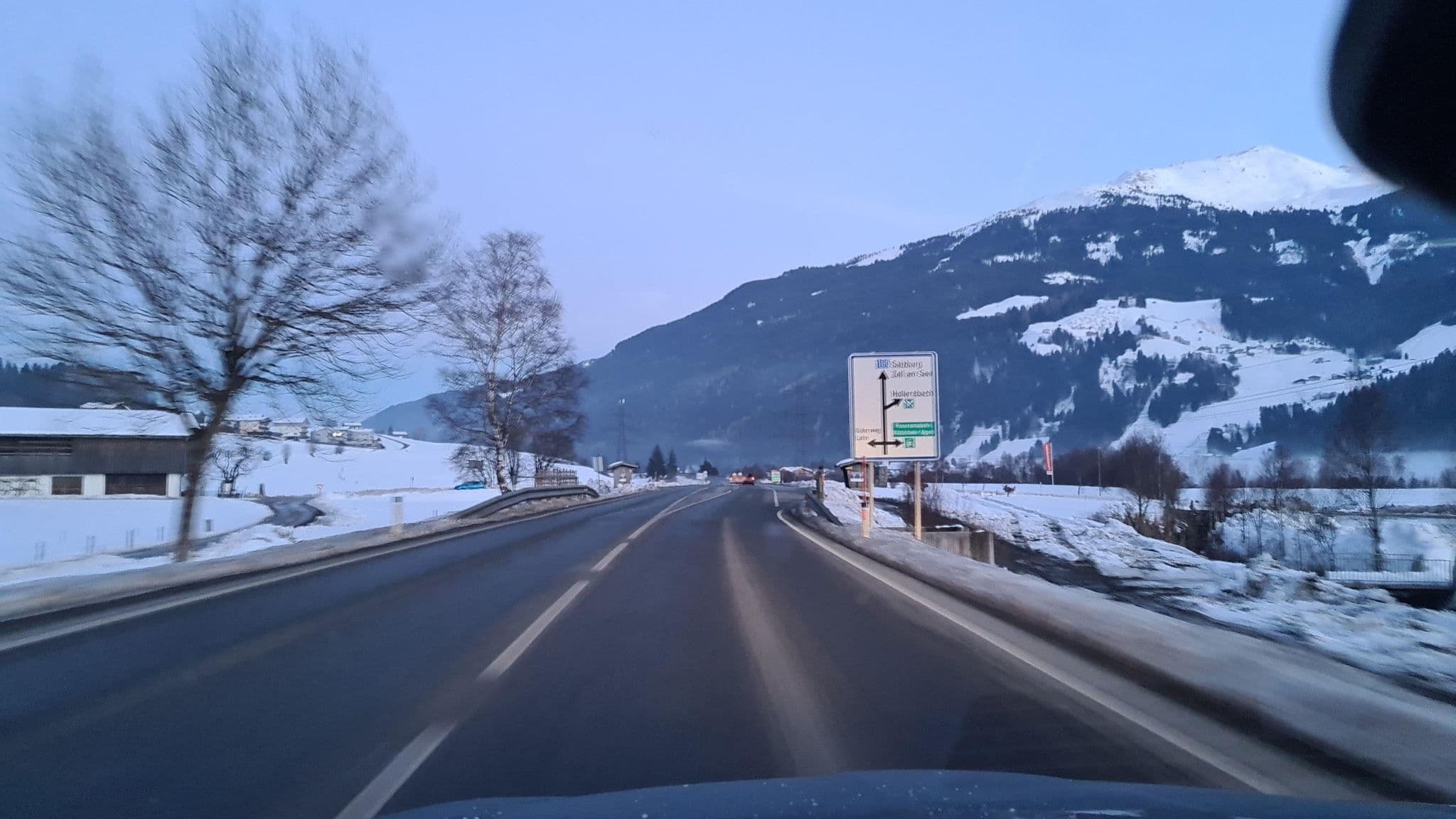 Street view near Haus Steger, Bramberg am Wildkogel — © dsmm (CC BY-SA · Mapillary)