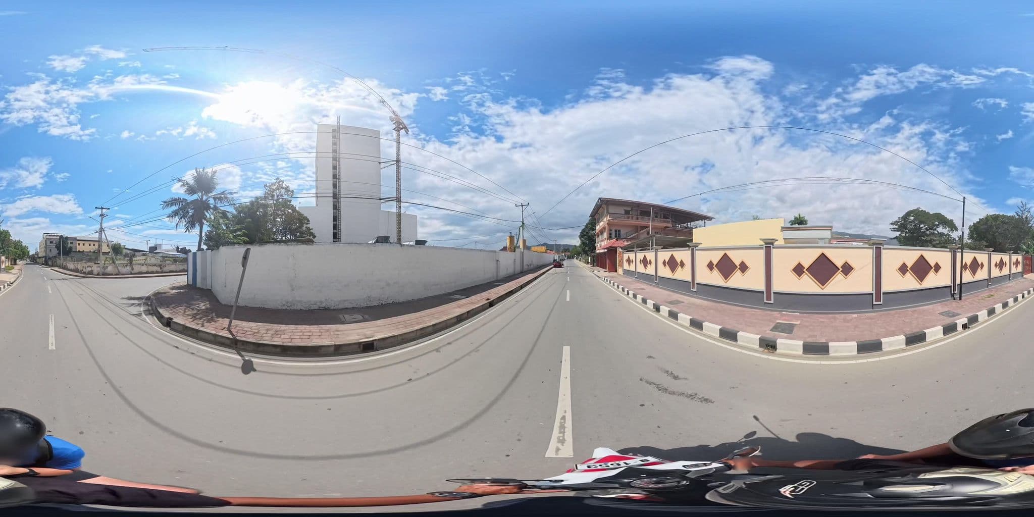 Street view near Jonliston Apartments & Hotel, Dili — © kahbeng (CC BY-SA · Mapillary)