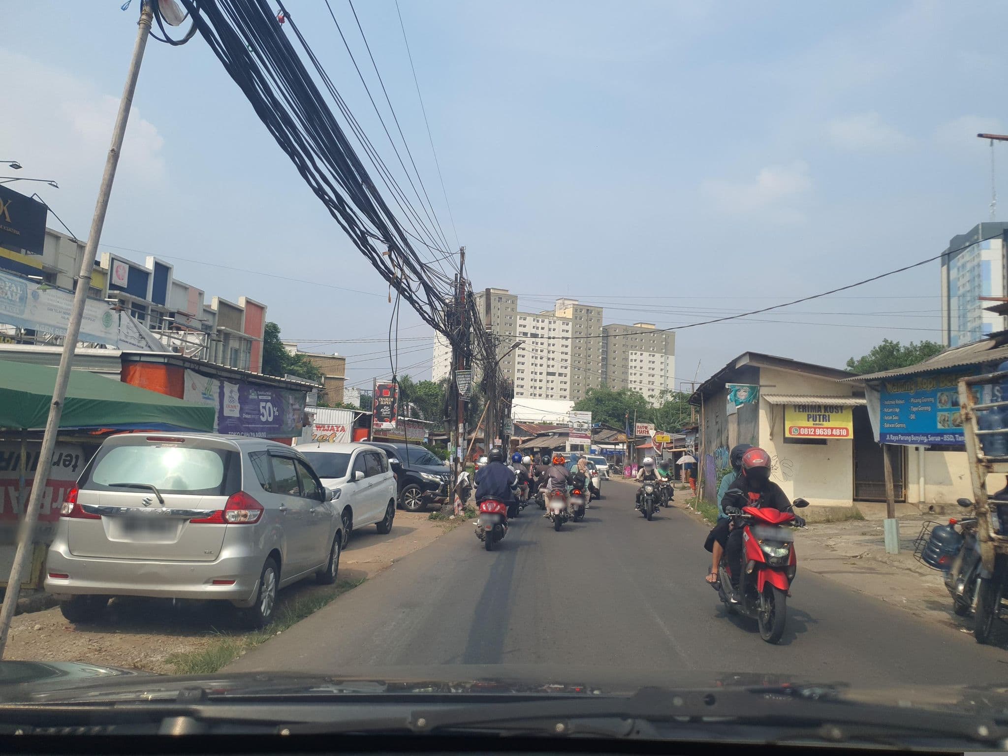 Street view near Home, South Tangerang — © FotoPeta (CC BY-SA · Mapillary)